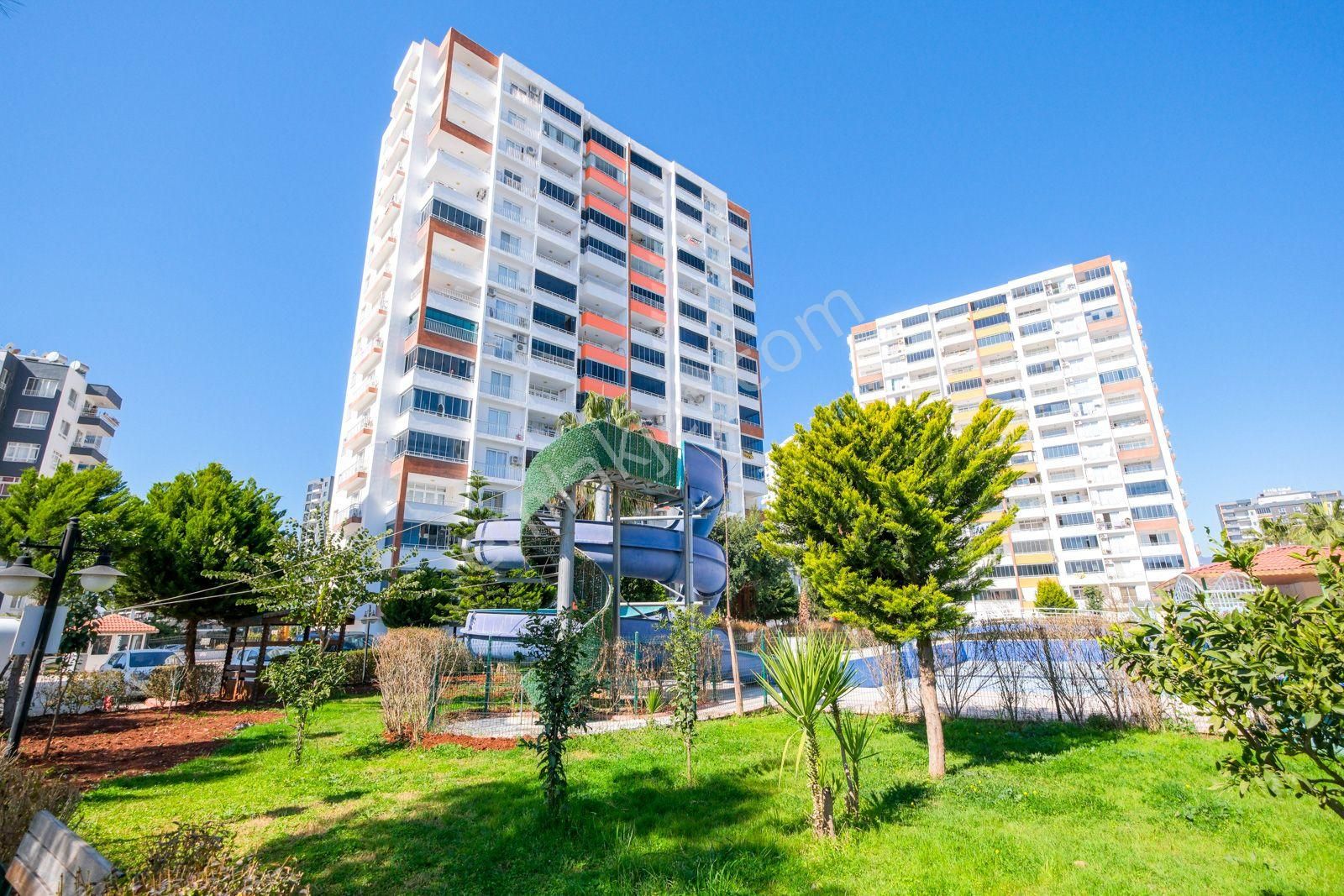 Mezitli Deniz Satılık Daire Remax Loca'dan Deniz Manzaralı,aqua Parklı,kış Bahçeli,geniş 2+1