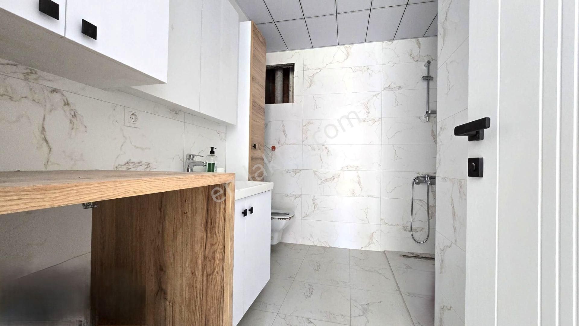 Ebeveyn Banyolu, Havuzlu, 2+1, Sıfır Satılık Daire!