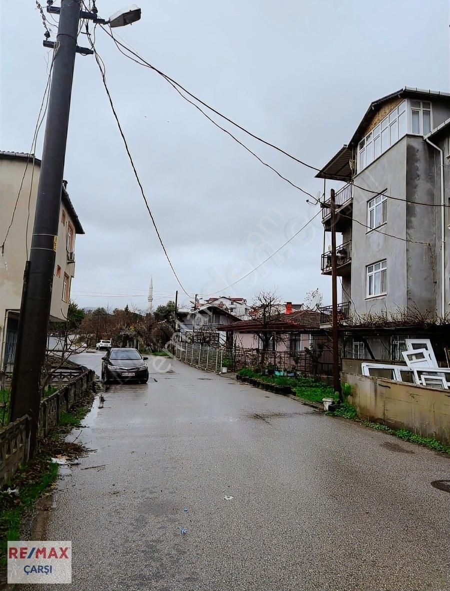 Gölcük Çiftlik Satılık Ticari İmarlı Satılık Ticari Arsa - Remax Çarşı Semih Versan' Dan