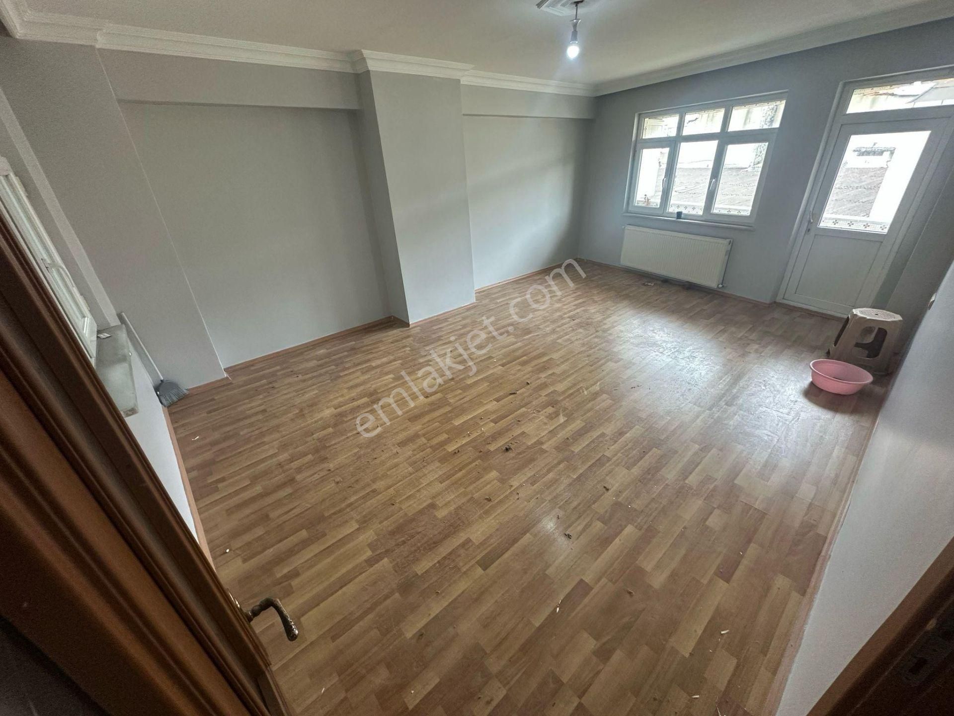 Sultangazi Sultançiftliği Kiralık Daire Aydın İnş. Sultançifliği Mh. 3+2 155m2 Dubleks