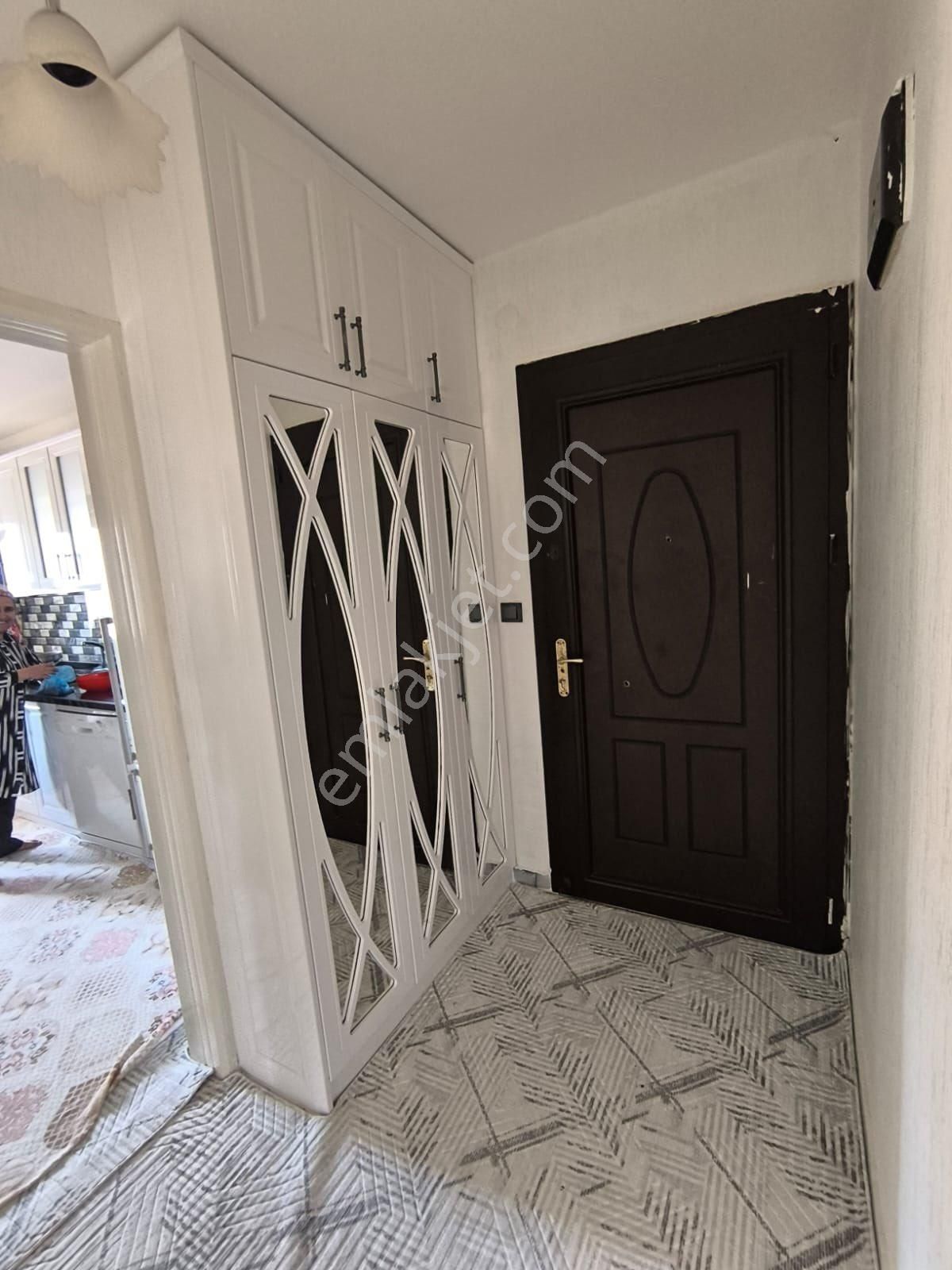 Şehitkamil Seyrantepe Satılık Daire Seyrantepede Satılık 3+1 Bakımlı Daire