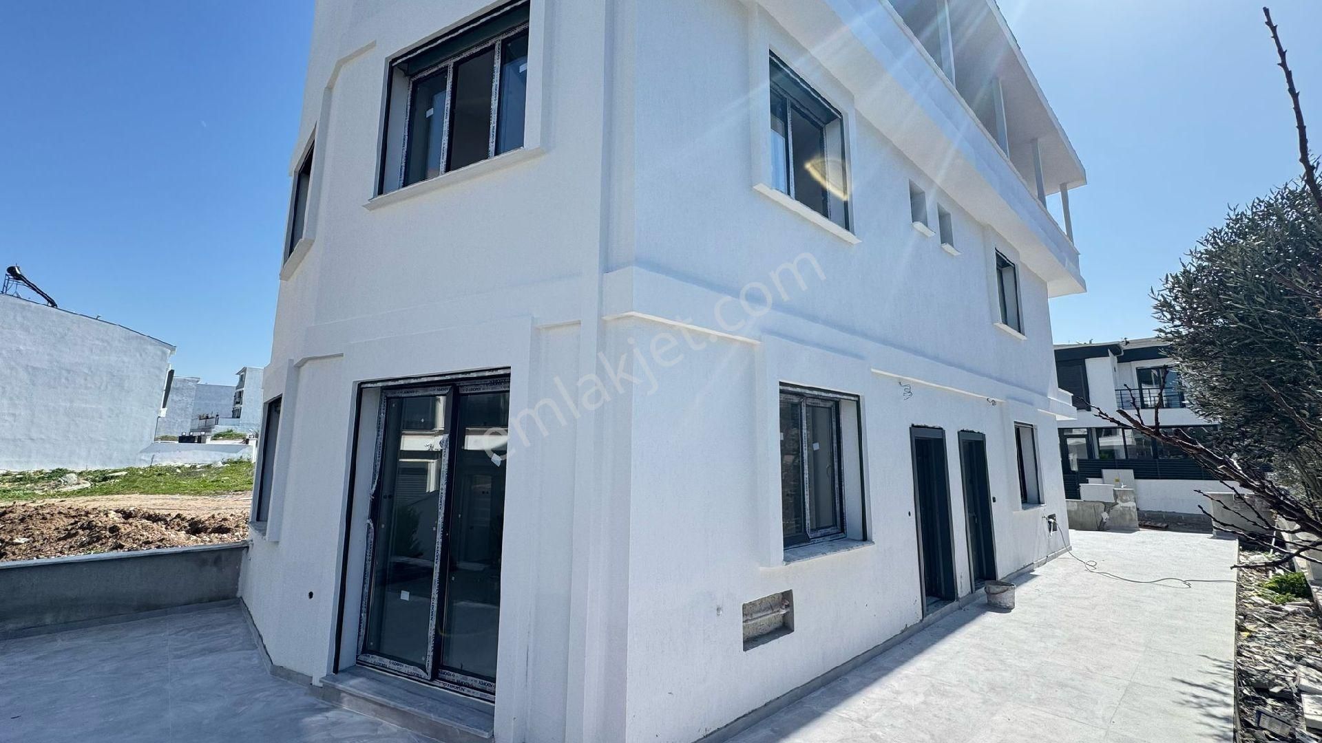 Didim Hisar Satılık Villa Acil Didim Satılık Arsa Fiyatına 3+1 Sıfır Kelepir Yazlık Villa