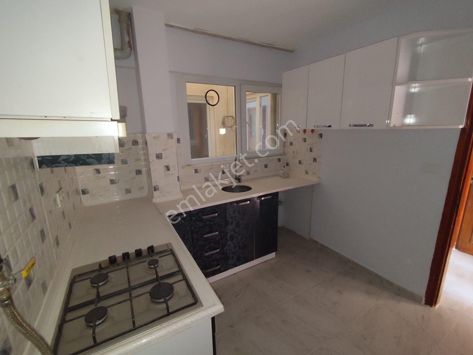 Kocamustafapaşa Sümbülefendi Camıı Karşısı 3+1 Çift Cephe 110 Mt Kat 3 Satılık Daire - Görsel 16