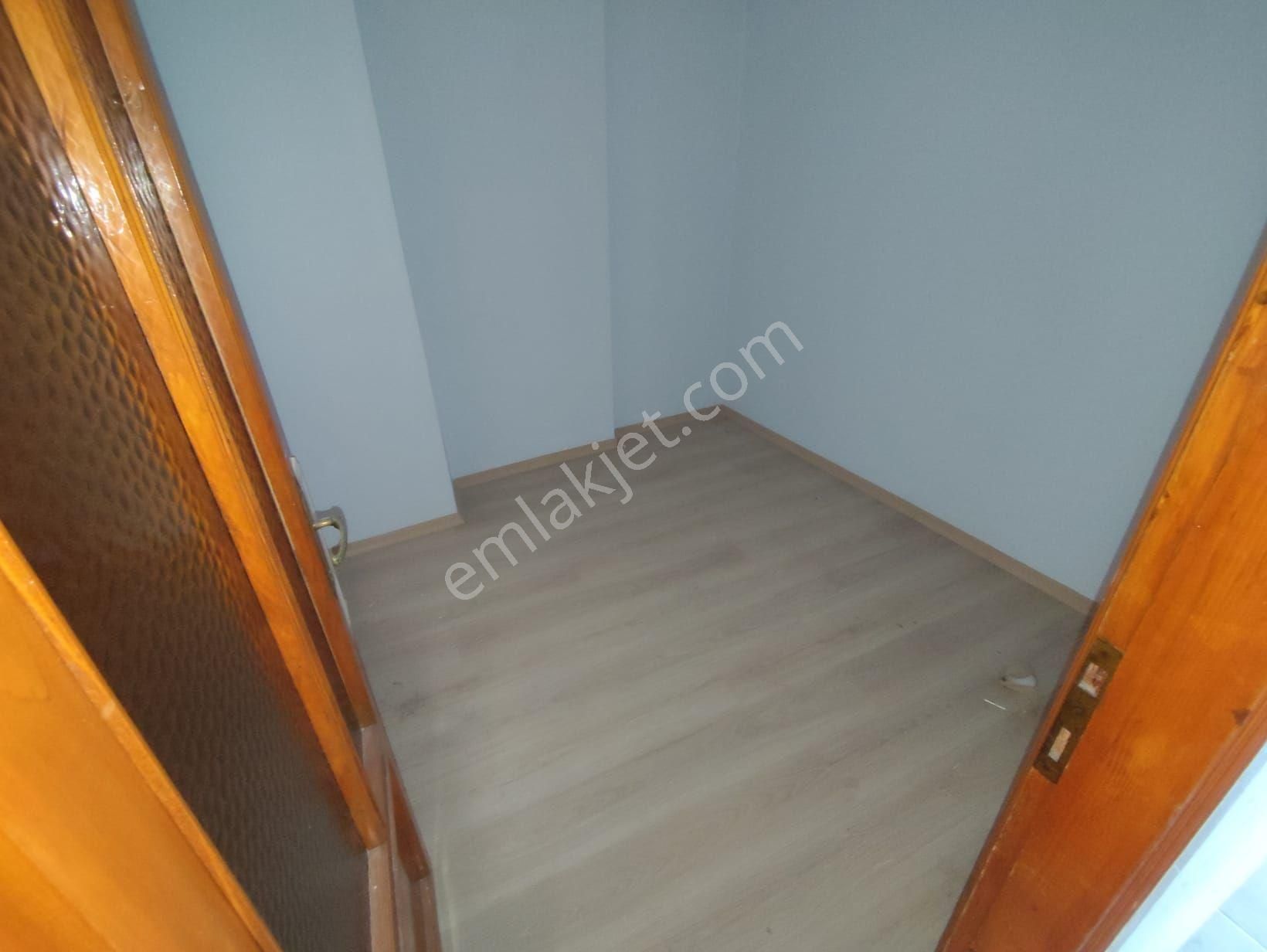 Kocamustafapaşa Sümbülefendi Camıı Karşısı 3+1 Çift Cephe 110 Mt Kat 3 Satılık Daire - Görsel 10