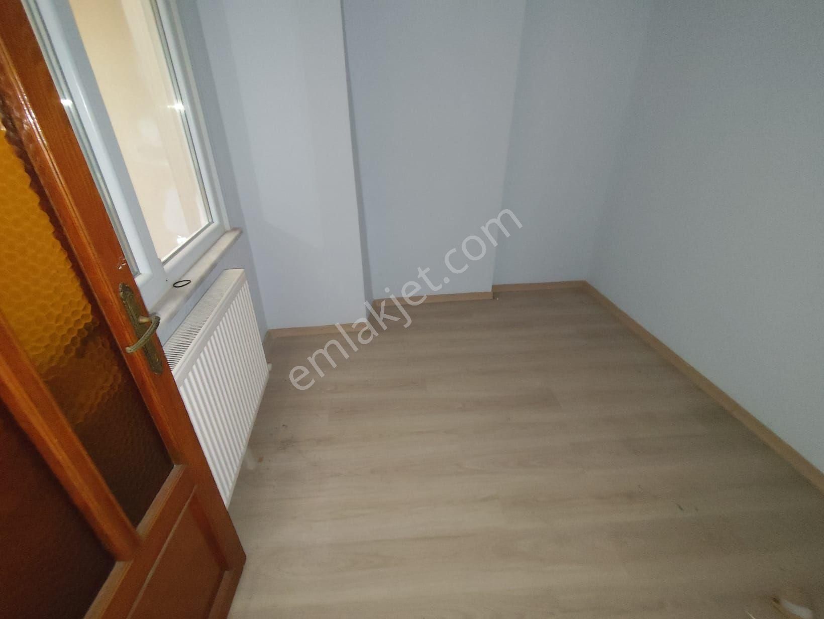 Kocamustafapaşa Sümbülefendi Camıı Karşısı 3+1 Çift Cephe 110 Mt Kat 3 Satılık Daire - Görsel 12