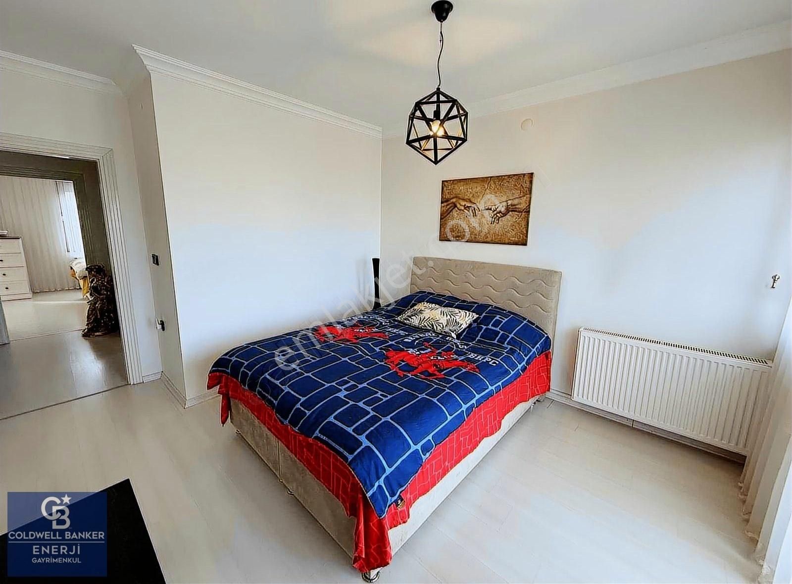 Bahçeşehir 2. Kısım Satılık 5+2 Villa Özel Dekore Edilmiş - Görsel 24