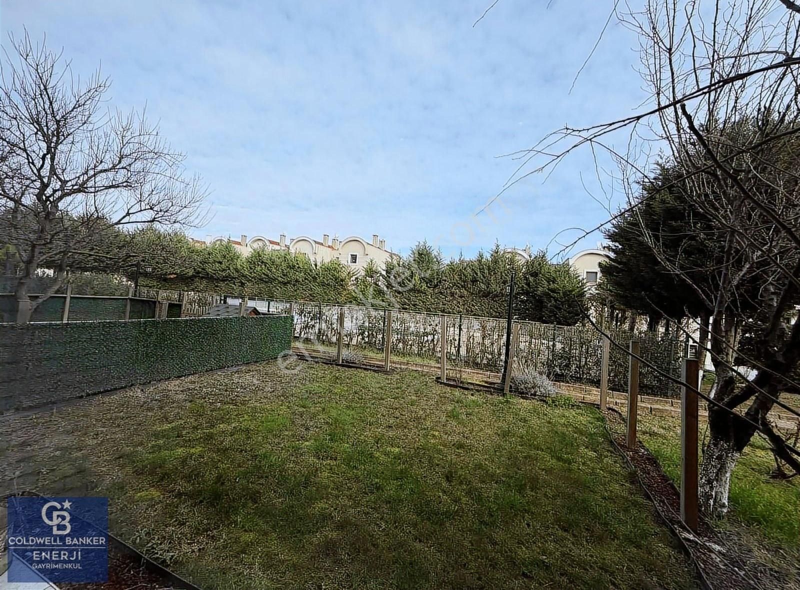 Bahçeşehir 2. Kısım Satılık 5+2 Villa Özel Dekore Edilmiş - Görsel 7