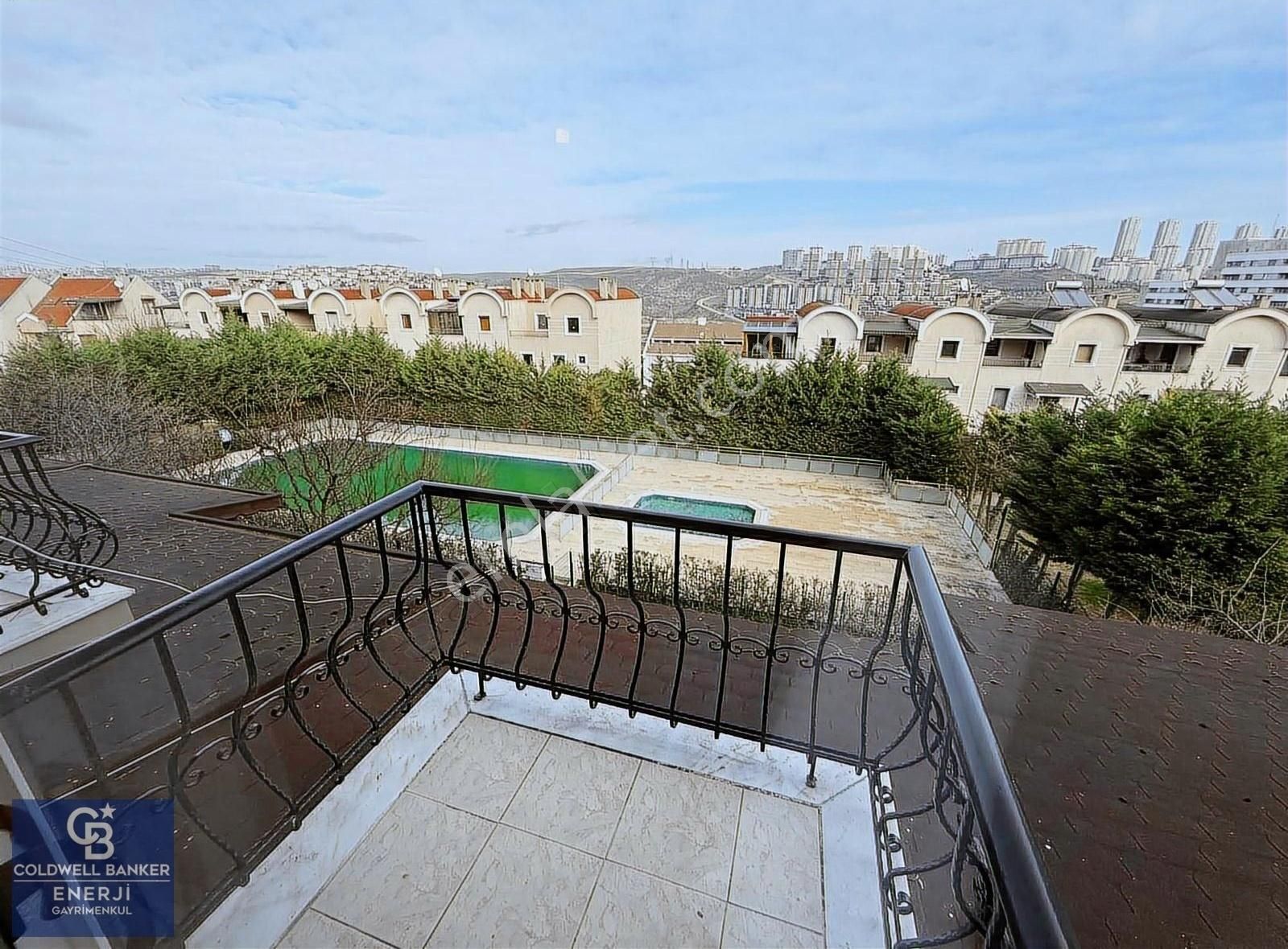 Bahçeşehir 2. Kısım Satılık 5+2 Villa Özel Dekore Edilmiş - Görsel 17