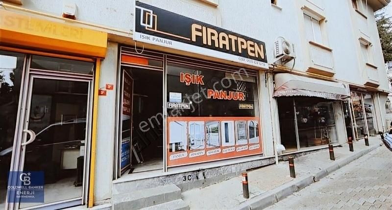 Bakırköy Şenlikköy Satılık Dükkan & Mağaza Florya Şenlikköy'de Merkezi Konumda Satılık Dükkan