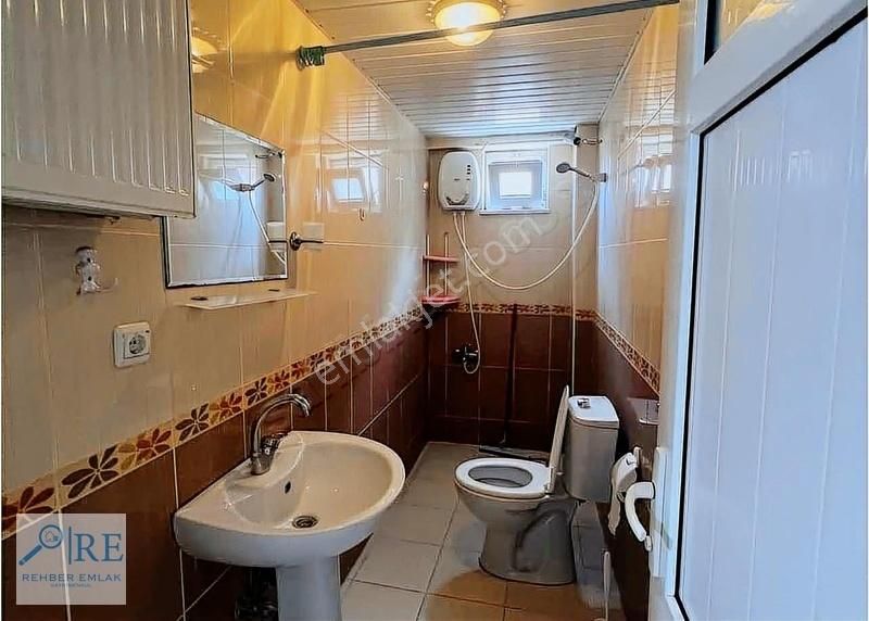 Isparta Merkez Fatih Kiralık Daire Adliye Üstü Aydın Gıda Yani Balkonlu 2+0 Apartlar 8.500₺