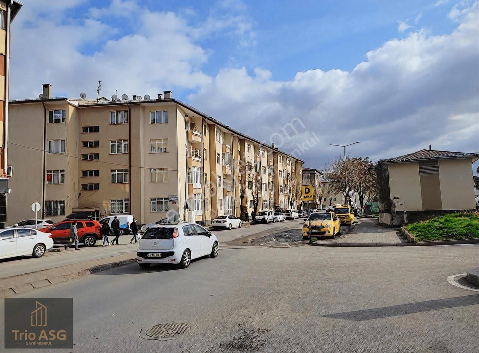 Sivas Merkez Gökmedrese Kiralık Daire Sivas Gökmedrese Mah. Ulu Camiye Yakın 2+1 Daire