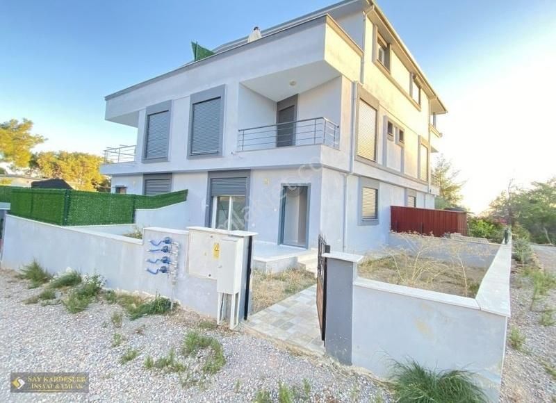 Seferihisar Payamlı Satılık Villa İzmir Seferihisar Doğanbey Payamlıda Satılık 3+1 Villa