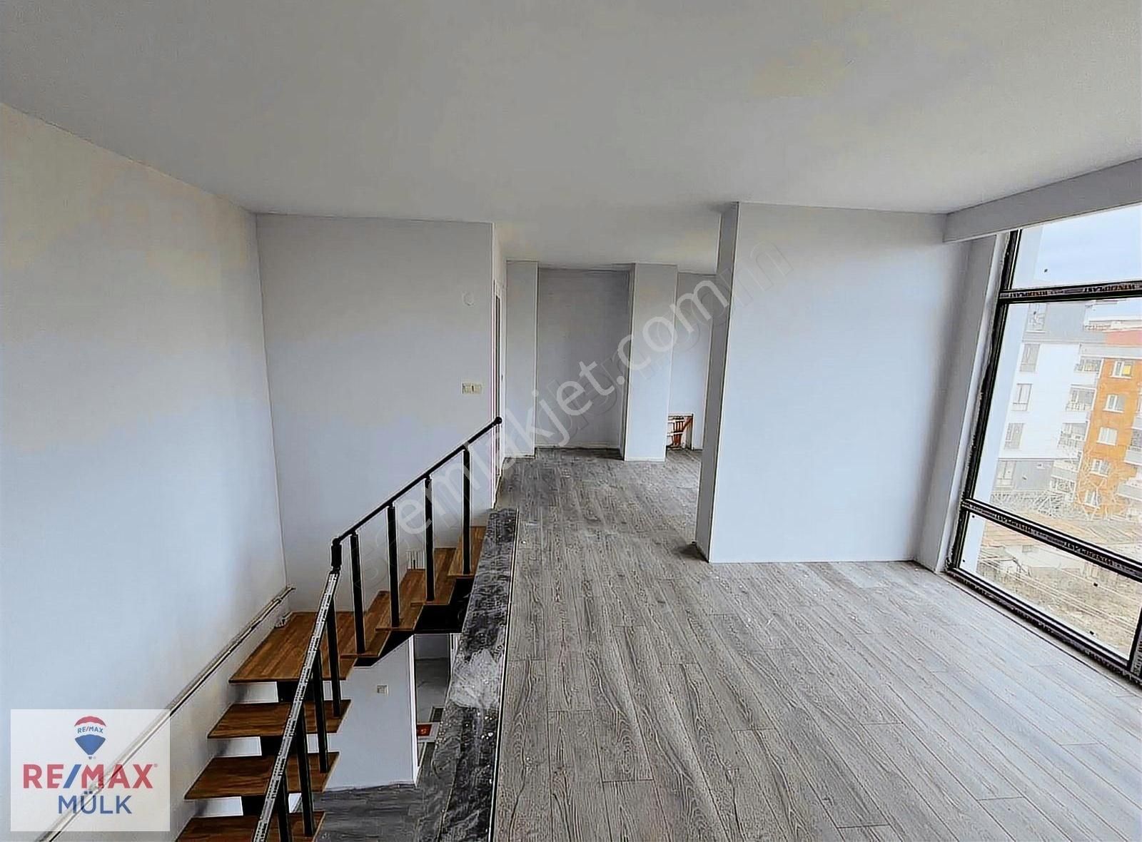 Atakum Körfez Satılık Daire Remax Mülk Özgür Baki'den Satılık 1+1 Loft Daire