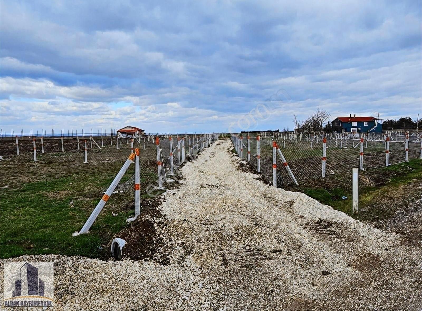 Saray Sofular Satılık Konut İmarlı Tekirdağ Saray'da Projesi Ve Ruhsatı Hazır Kat İrtifak'lı 224m²!