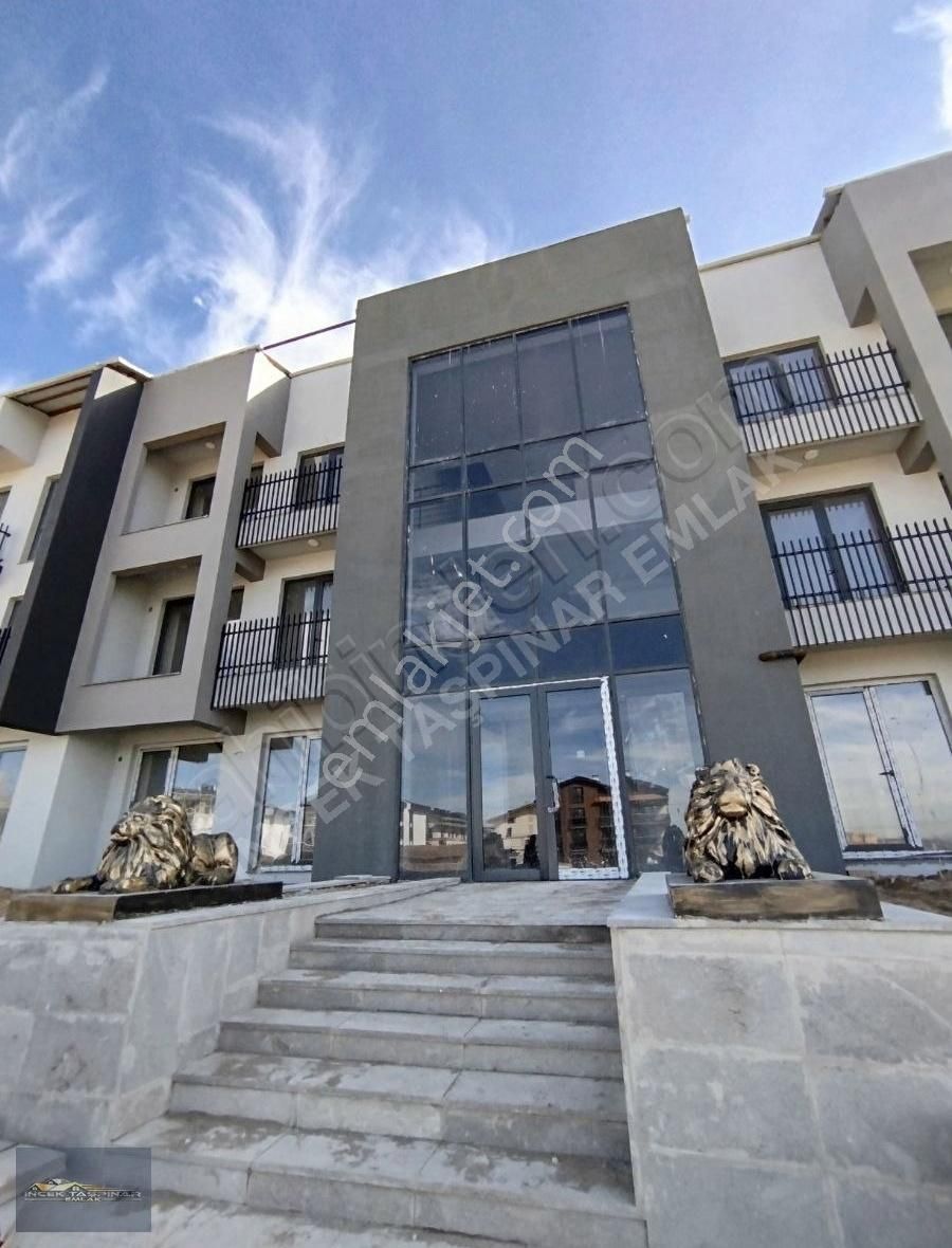 Ankara Gölbaşı Havalimanına Yakın Kiralık Daire İncek Taşpınar Emlak'tan 1+1 Eşyalı Kiralık Lüx Daire