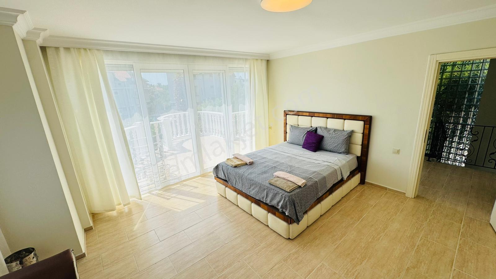 Günlük Kiralık Havuzlu Villa - Görsel 9