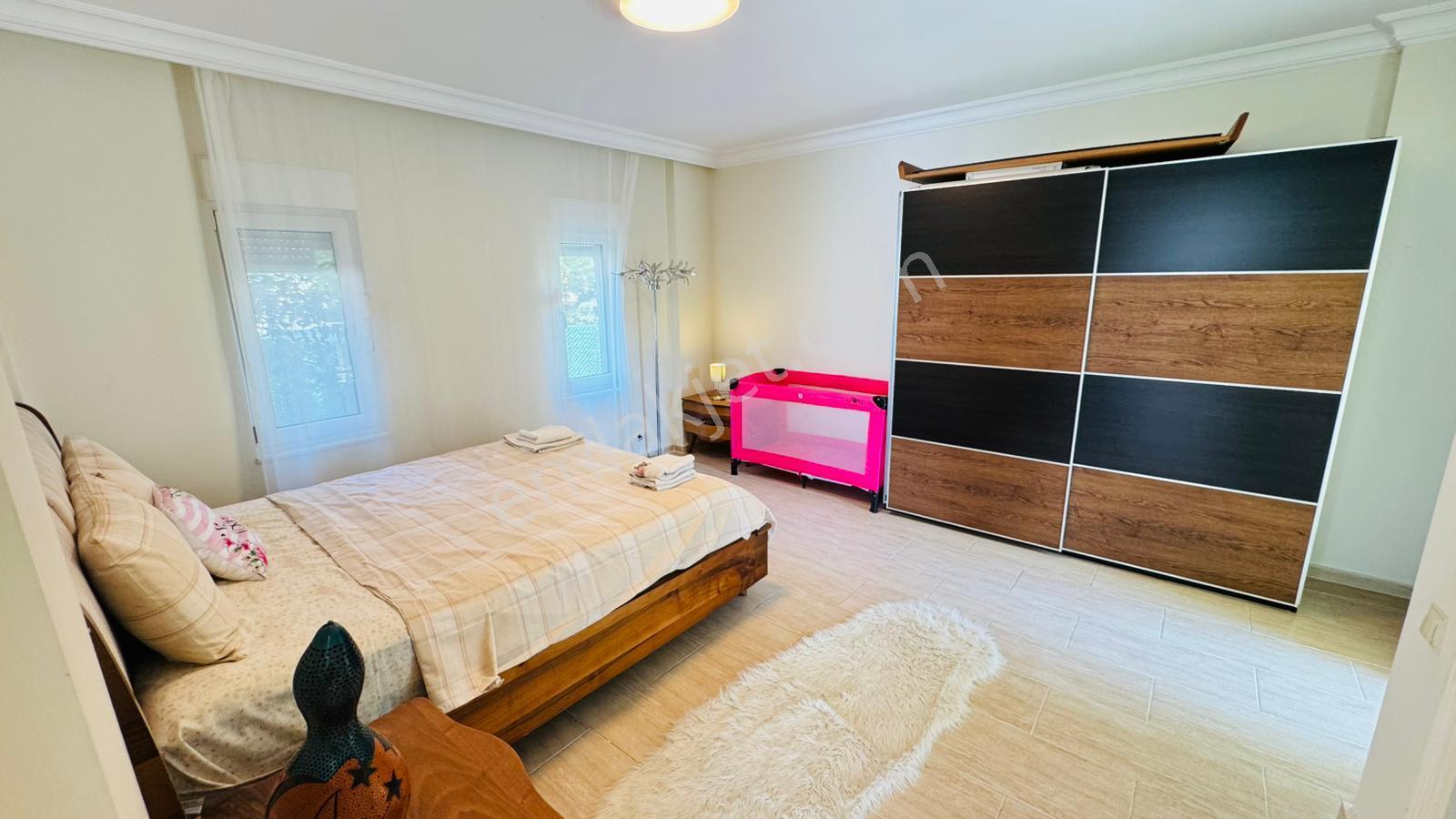 Günlük Kiralık Havuzlu Villa - Görsel 14