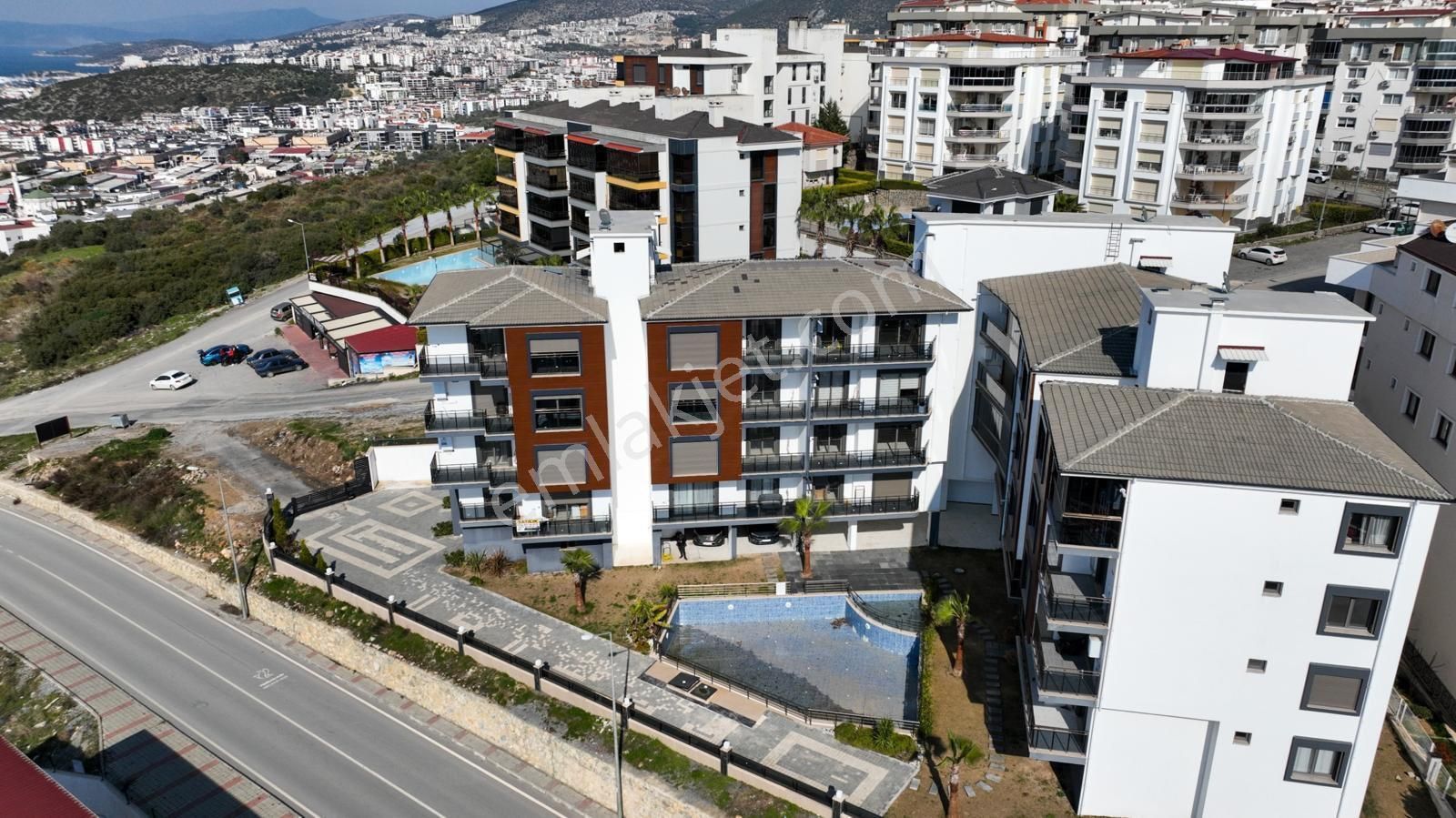 Kuşadası Değirmendere Satılık Daire Deniz Manzaralı 3+1 Full Eşyalı 3+1 Satılık Daire