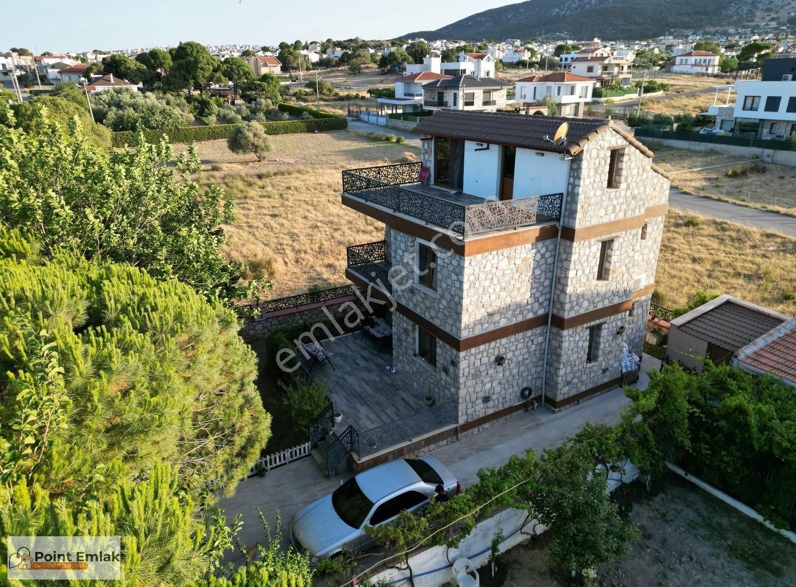 Karaburun Mordoğan Satılık Villa Mordoğan Da 4+1 Müstakil Taş Ev