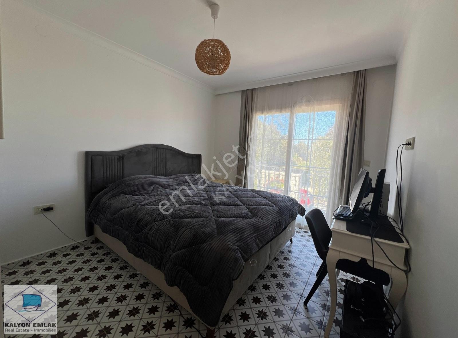 Alaçatı Merkezde Sezonda Kiralık Müstakil Havuzlu Lüx Villa - Görsel 10