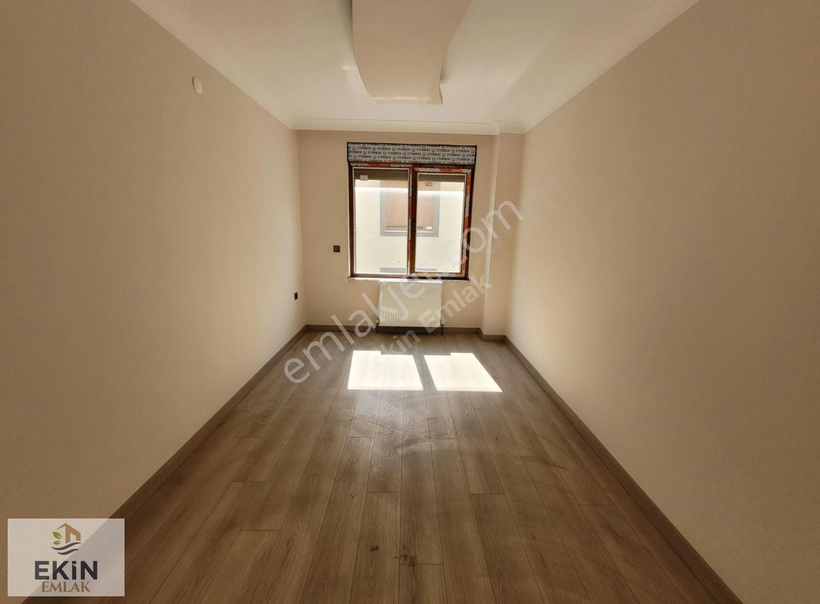 Edremit İkizçay Satılık Daire Havuzlu, Otoparklı Lüx Sitede, Sıfır 3+1 Arakat Daire!