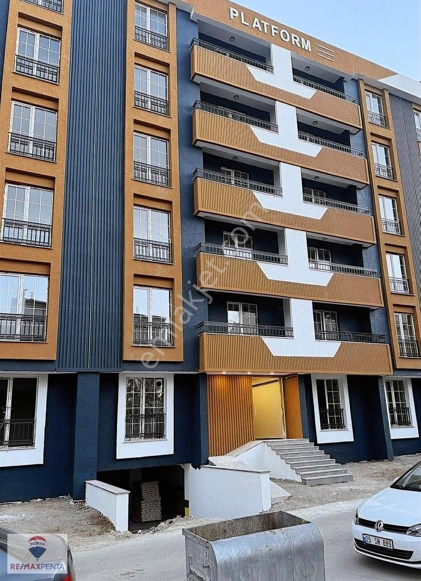 Yakutiye Ömer Nasuhi Bilmen Satılık Daire Remax Penta 'dan Gez Mahallesin 'de Satılık 2+1 Daire