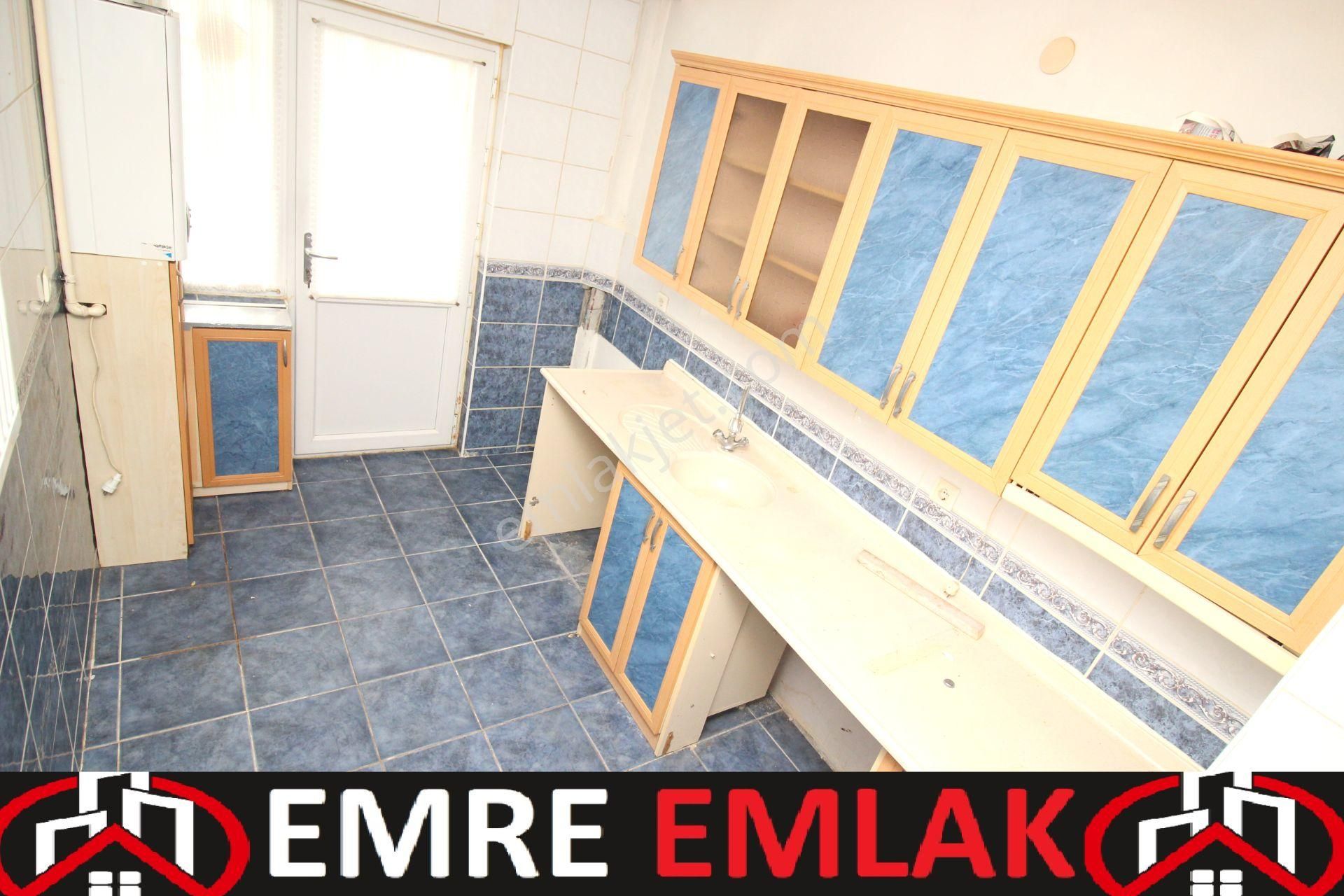 Etimesgut Atakent Kiralık Daire Emre Emlaktan Elvankent Atakent'te 14.cadde Paraleli 3+1 Arakatta Kiralık Daire