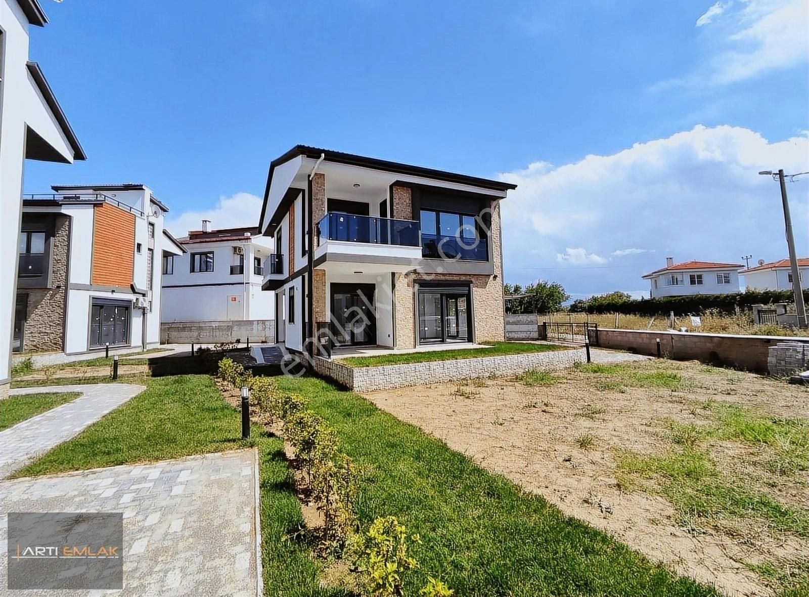 Balıkesir Burhaniye Satılık Villa ▓artı'dan Ören'de Deniz Manzaralı Satılık 3+1 Müstakil Villa▓