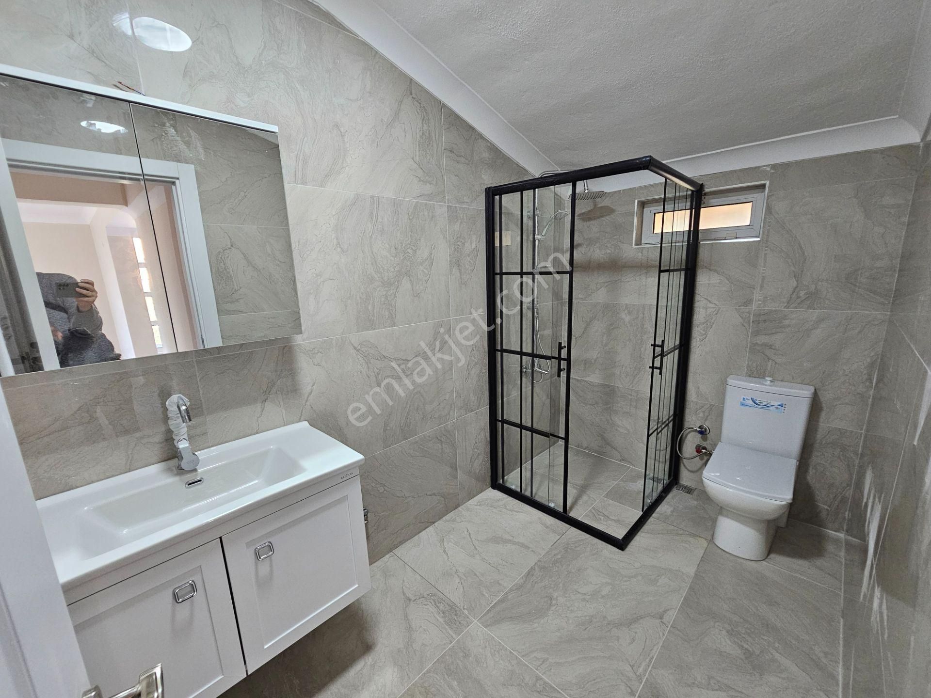 Altınoluk Site İçinde Satılık 3+2 Deniz Manzaralı Havuzlu Villa - Görsel 22