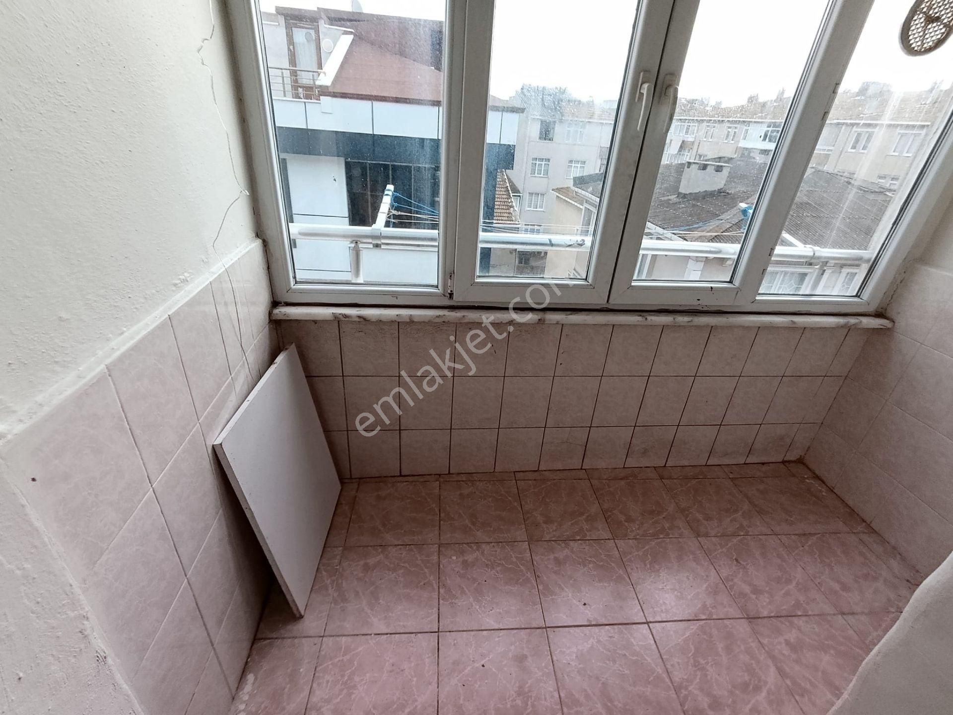 Küçükçekmece Fevzi Çakmak Kiralık Daire Loft'tan Kiralık Sefaköy Fevziçakmak Mah.2+1.90 M2 Daire