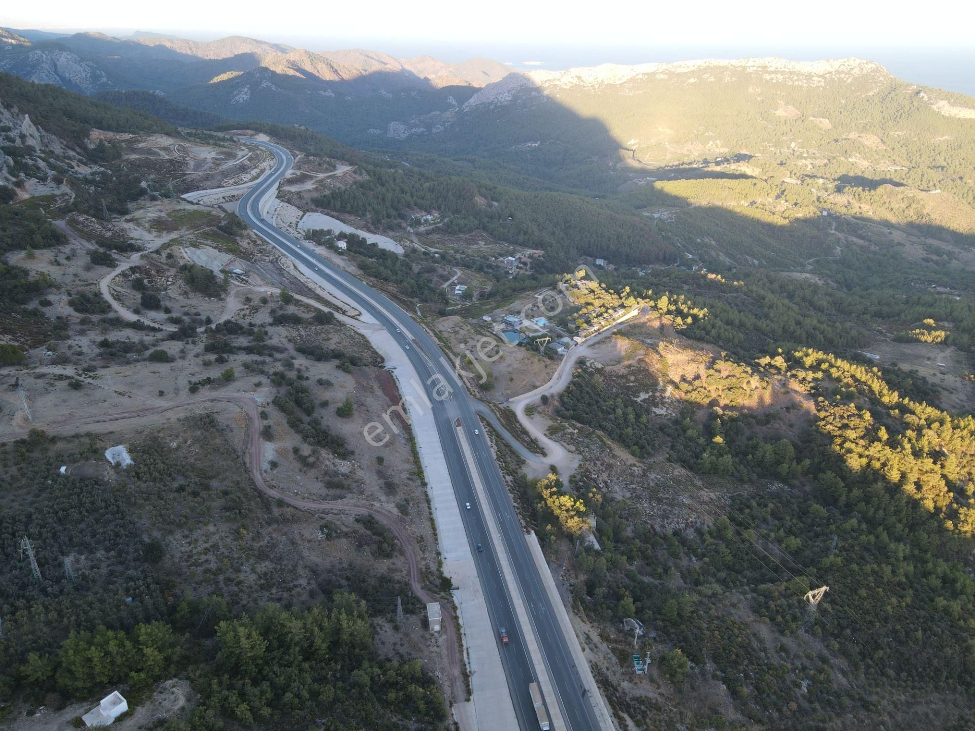Bmk Dan Antalya Kumluca Yolu Üzeri Yol Kenarı Satılık Arazi - Görsel 12