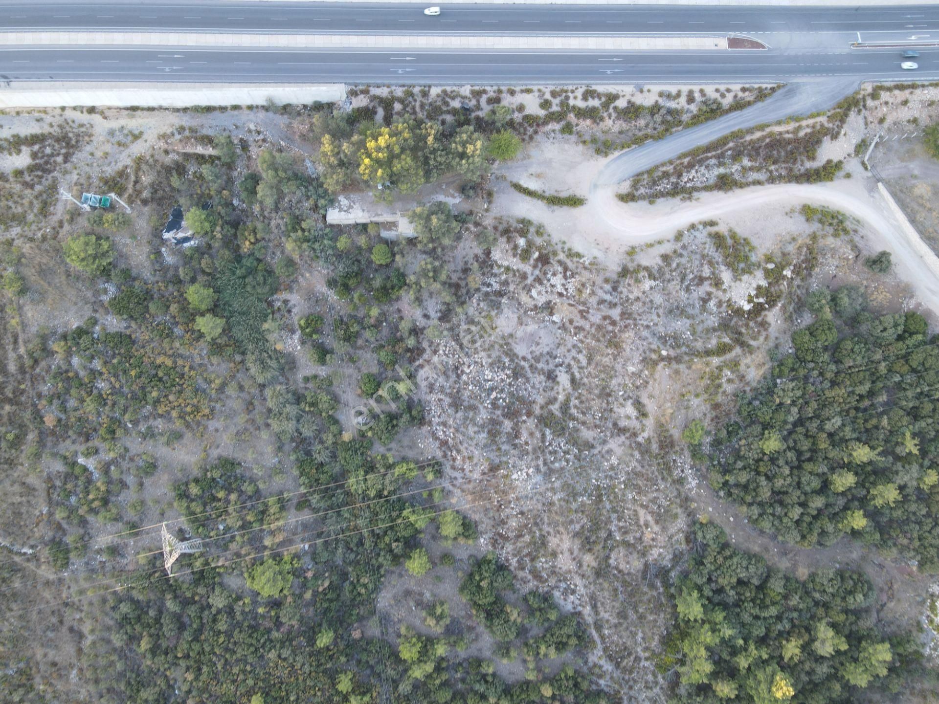 Bmk Dan Antalya Kumluca Yolu Üzeri Yol Kenarı Satılık Arazi - Görsel 5