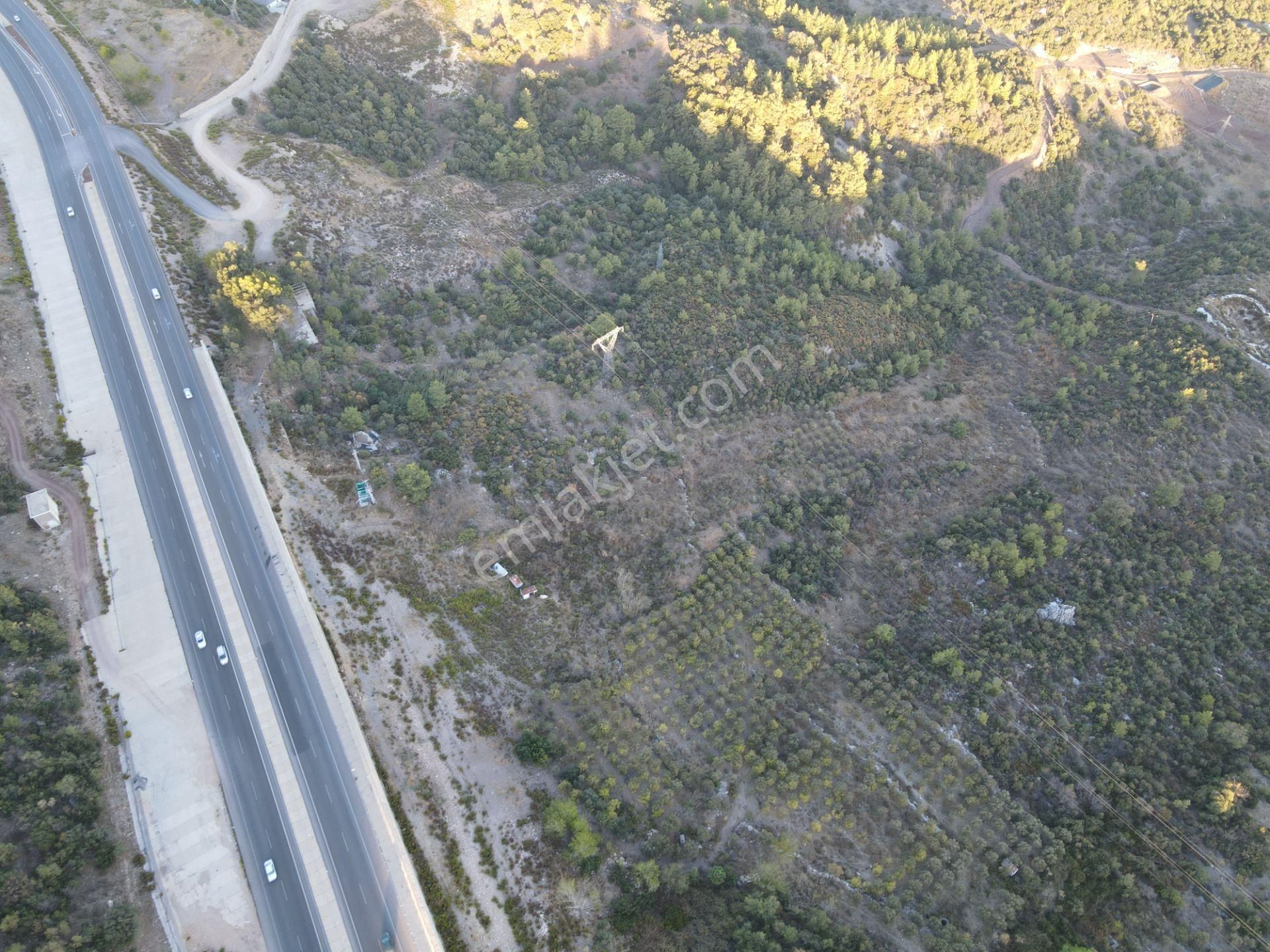 Bmk Dan Antalya Kumluca Yolu Üzeri Yol Kenarı Satılık Arazi - Görsel 2