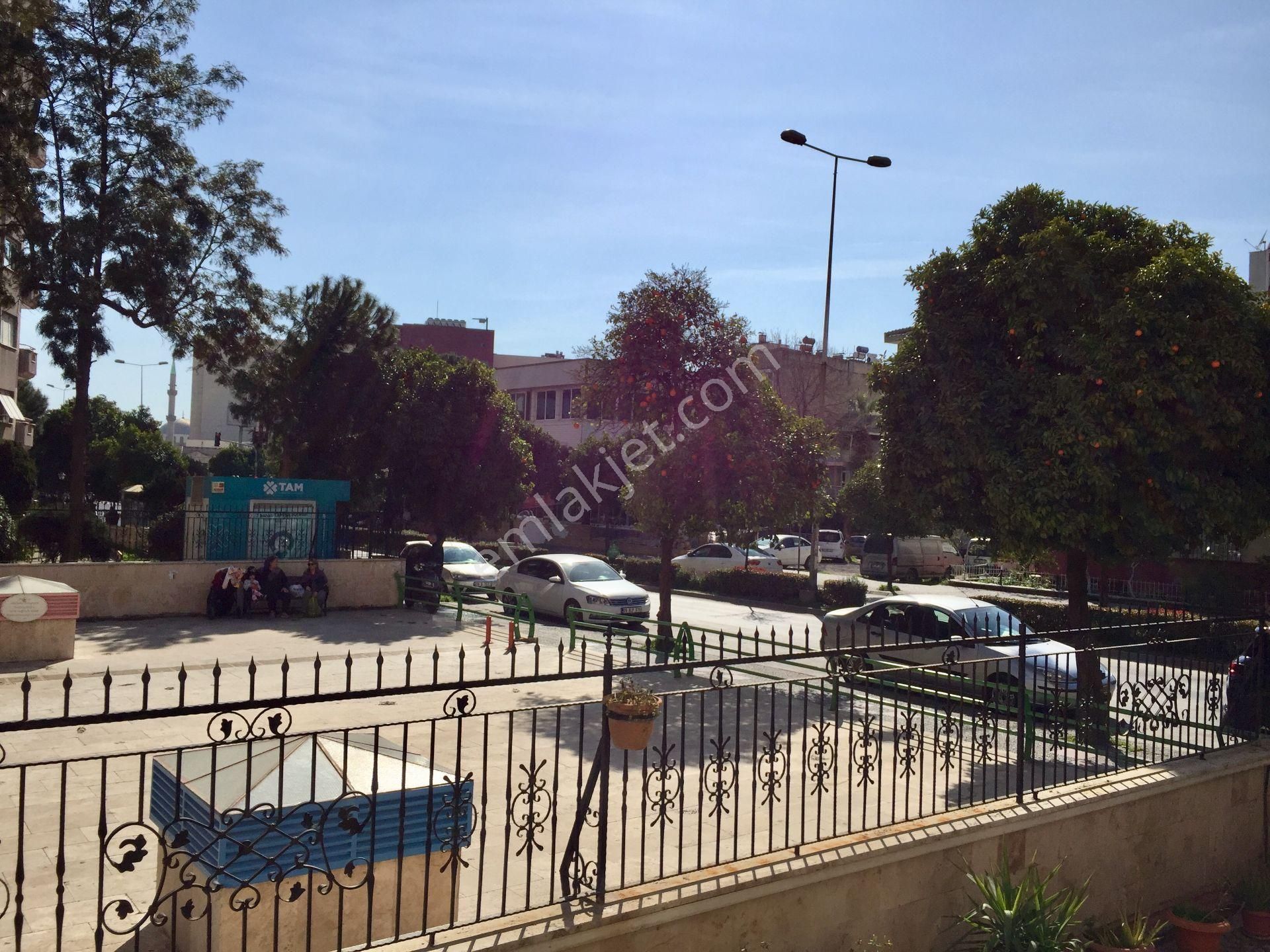 Eab’den Aydın Satılık 3+1 180 M2 Bahçe Katı Cumhuriyet Mah. Site İçinde Doğalgazlı Daire - Görsel 23