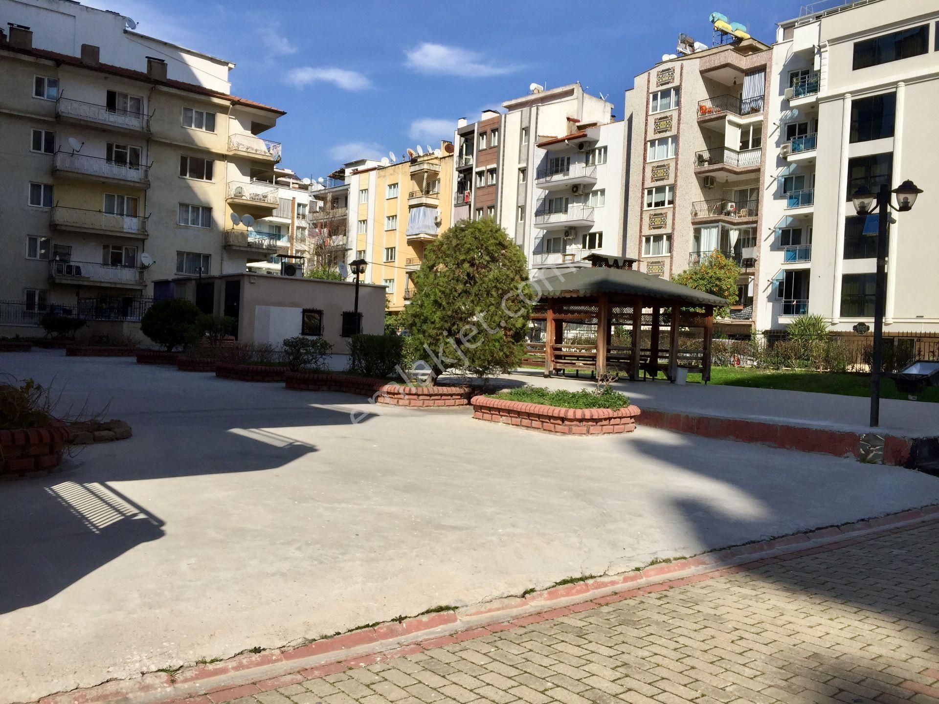 Eab’den Aydın Satılık 3+1 180 M2 Bahçe Katı Cumhuriyet Mah. Site İçinde Doğalgazlı Daire - Görsel 31