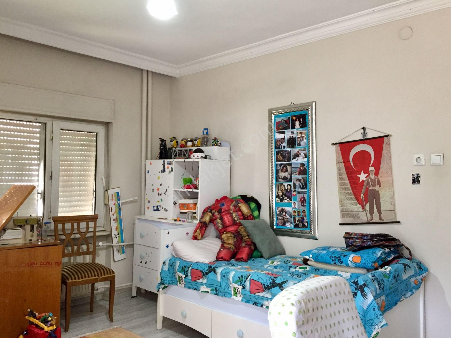 Eab’den Aydın Satılık 3+1 180 M2 Bahçe Katı Cumhuriyet Mah. Site İçinde Doğalgazlı Daire - Görsel 13