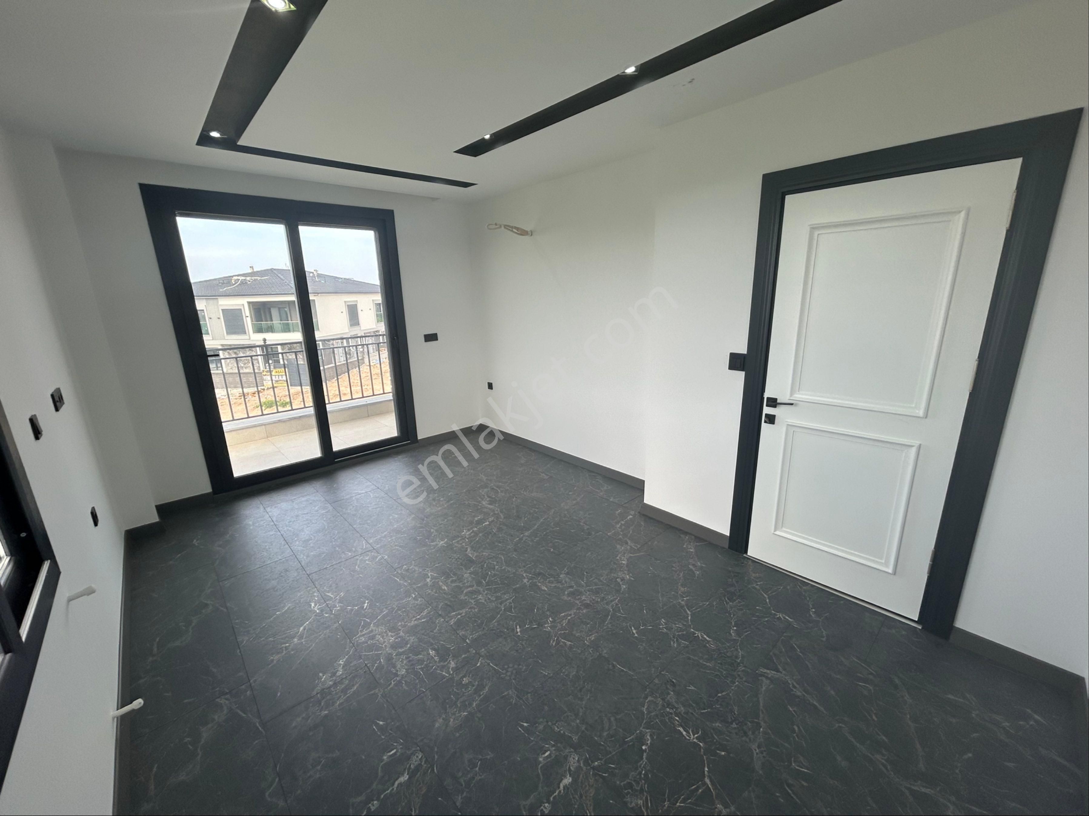 Didim Hisarda Havuzlu Tam Müstakil4+1 Villa - Görsel 30