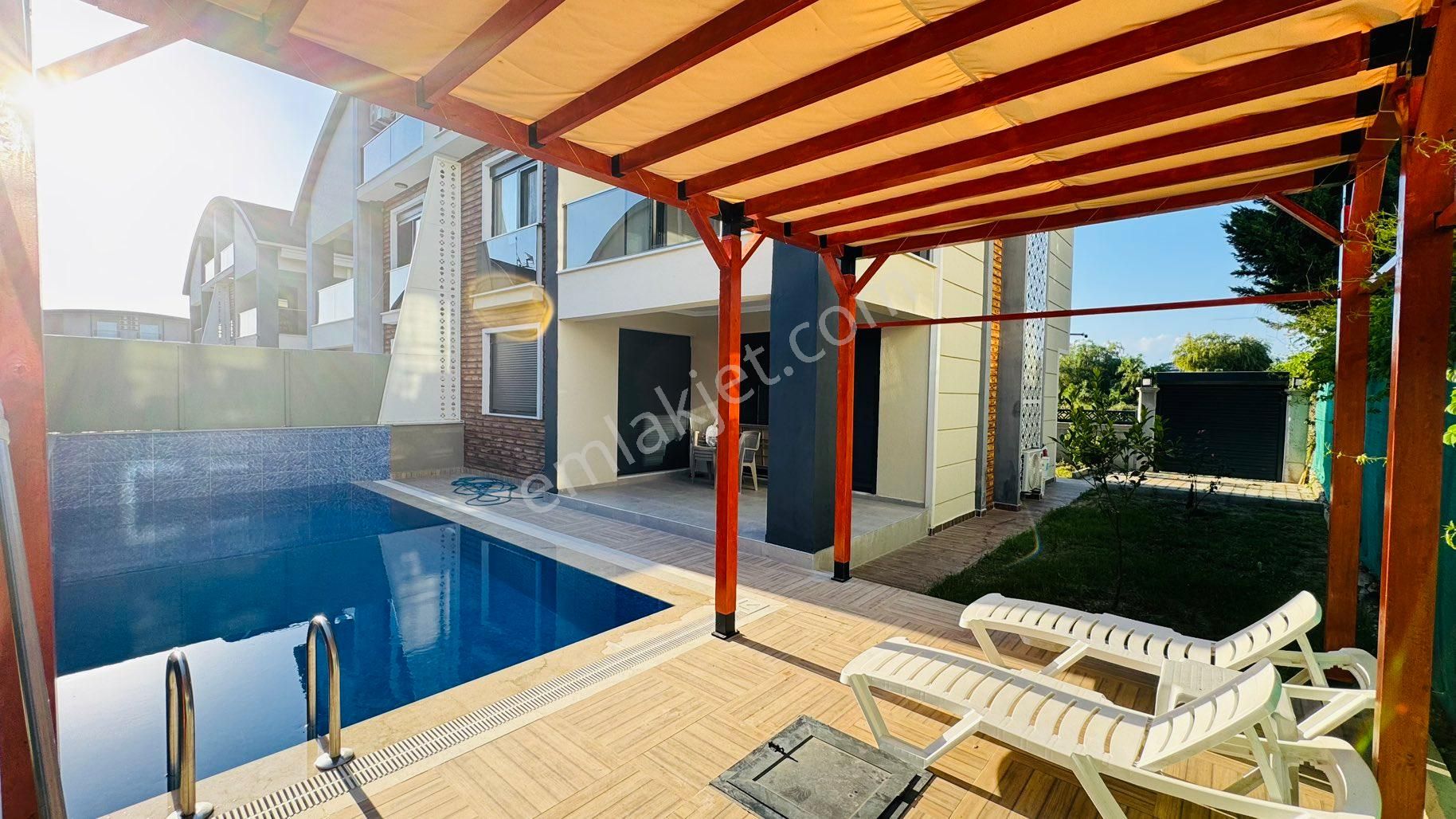 Günlük Kiralık Havuzlu Villa - Görsel 6