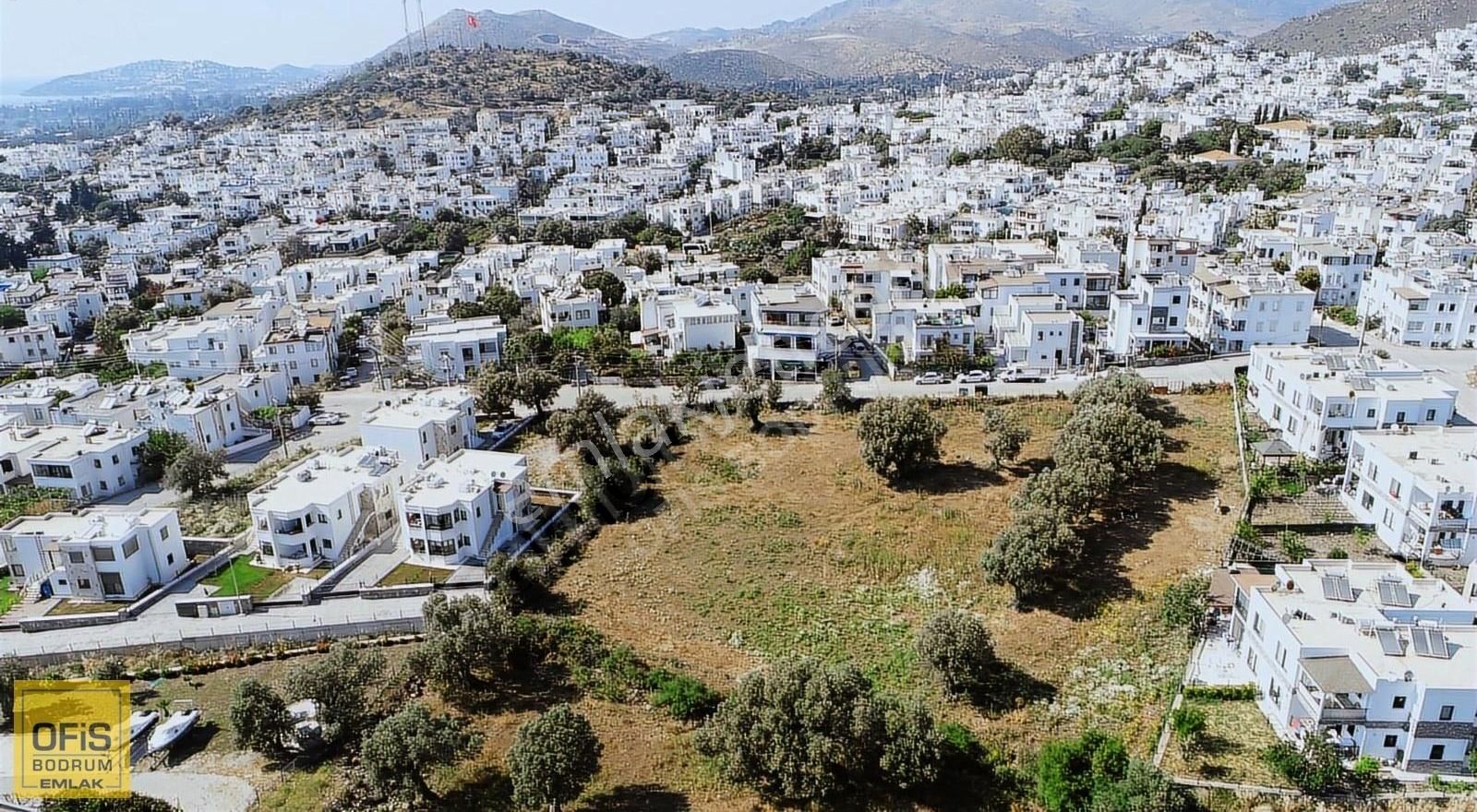 Bodrum Akçaalan Satılık Konut İmarlı Bodrum Turgutreis'te Satılık 25-50 Konut İmarlı Arsa