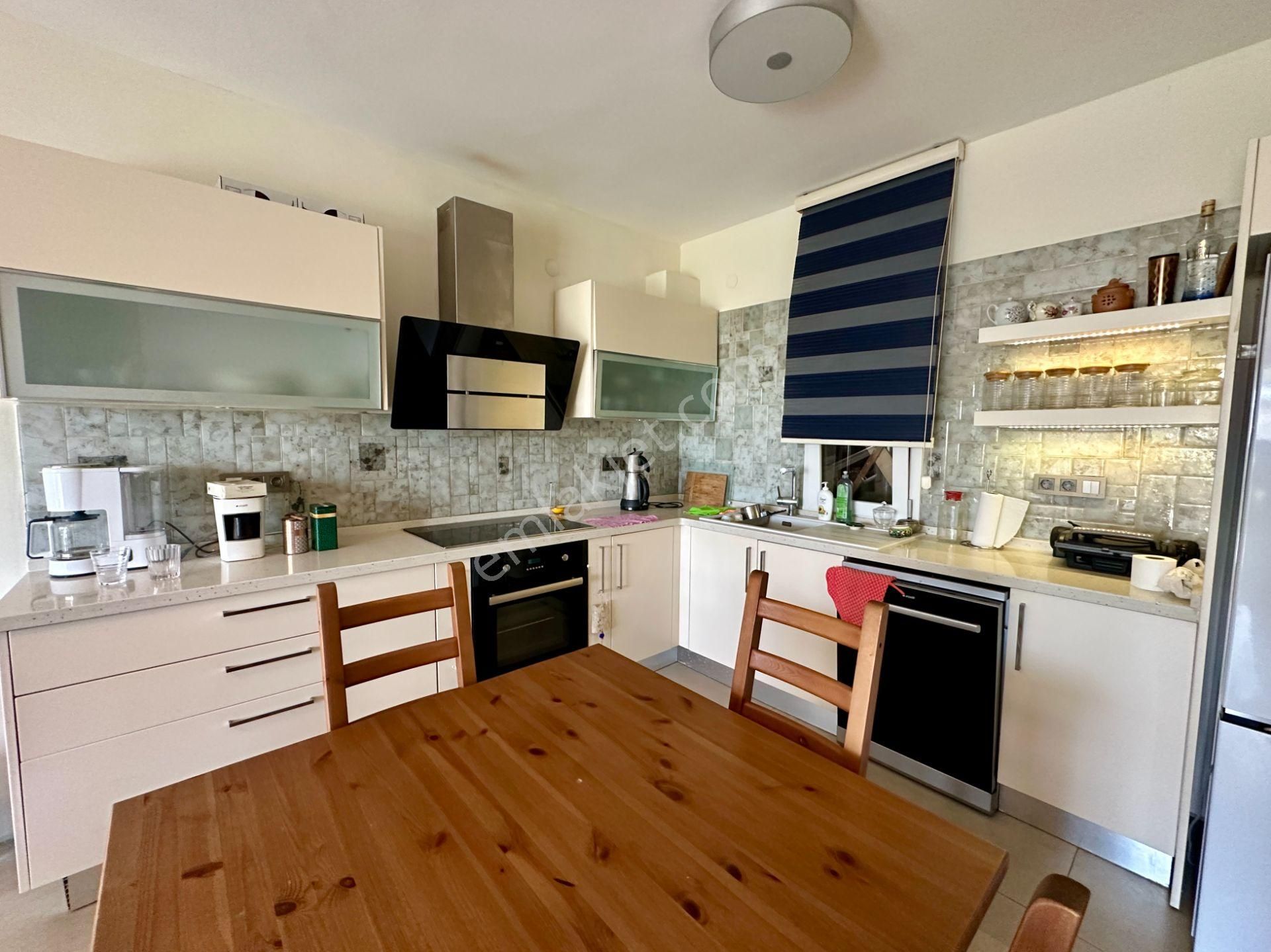 Turgutreis Marinada Sahile 50 Metre Mesafede Müstakil Villa - Görsel 10