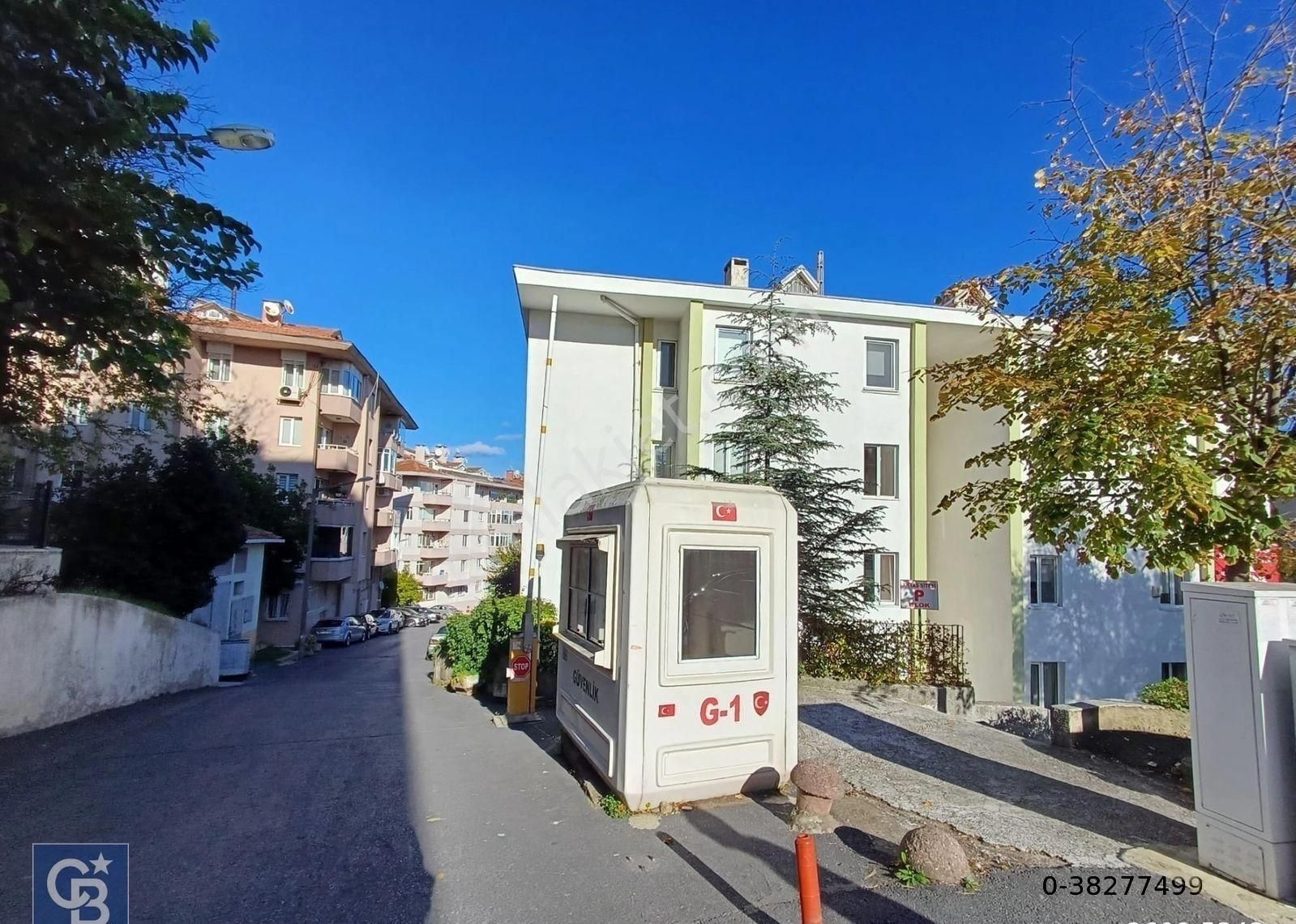 Beşiktaş Levazım Kiralık Daire Levazım Aktaş Sitesi'nde Prestijli, Bahçeli 3+1 Daire