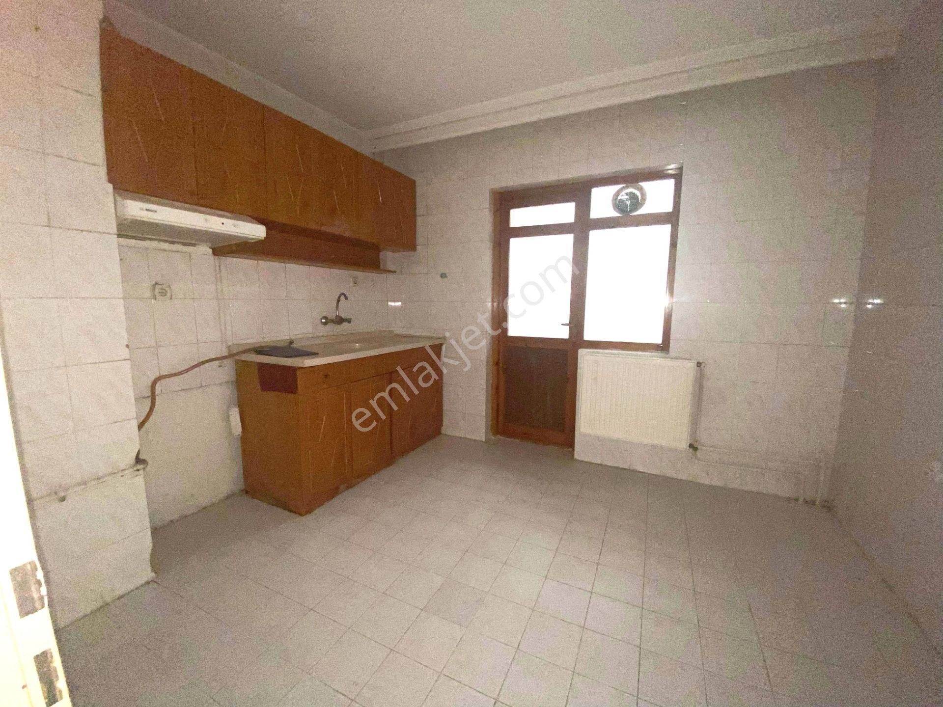 Keçiren İncirli Mh. Merkezde Orta Kat 3+1 Daire - Görsel 15