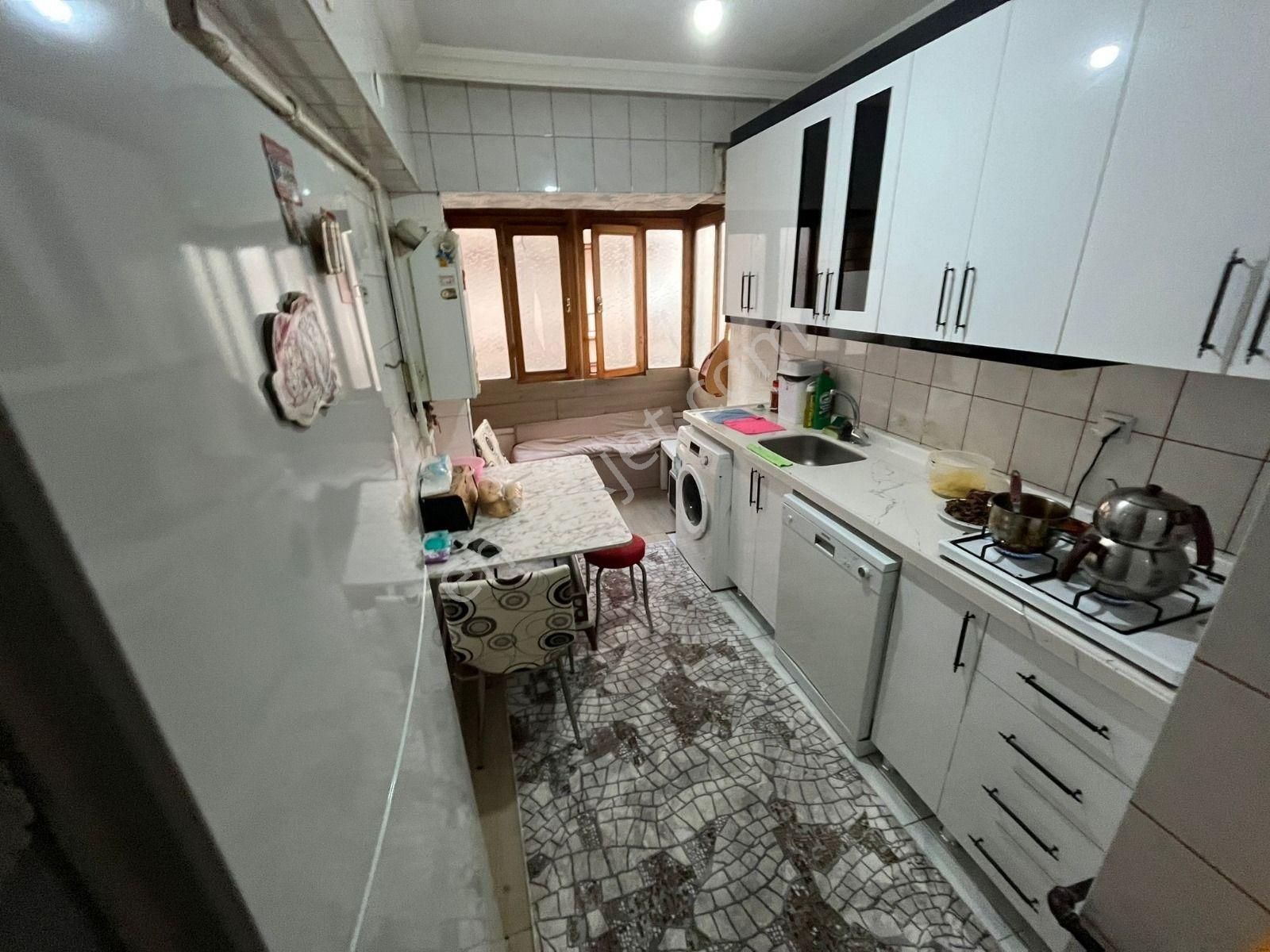 Sincan Malazgirt Satılık Daire Malazgirt Mh'de 3+1 120m² Ara Katta Ön Cephe Yapılı Daire