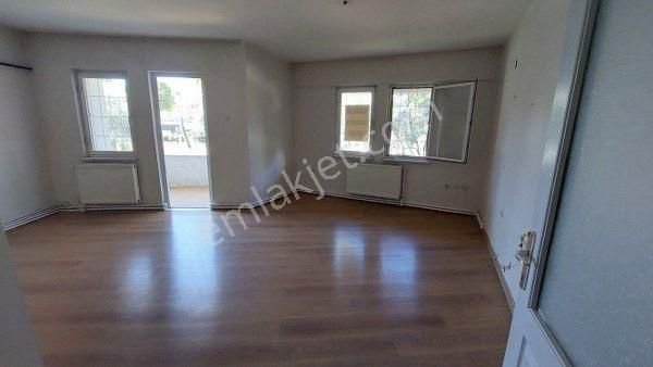 Menteşe Muslihittin Kiralık Daire Muğla Merkez Musluhittin De 3+1 Doğalgazlı,kaloriferli,daire