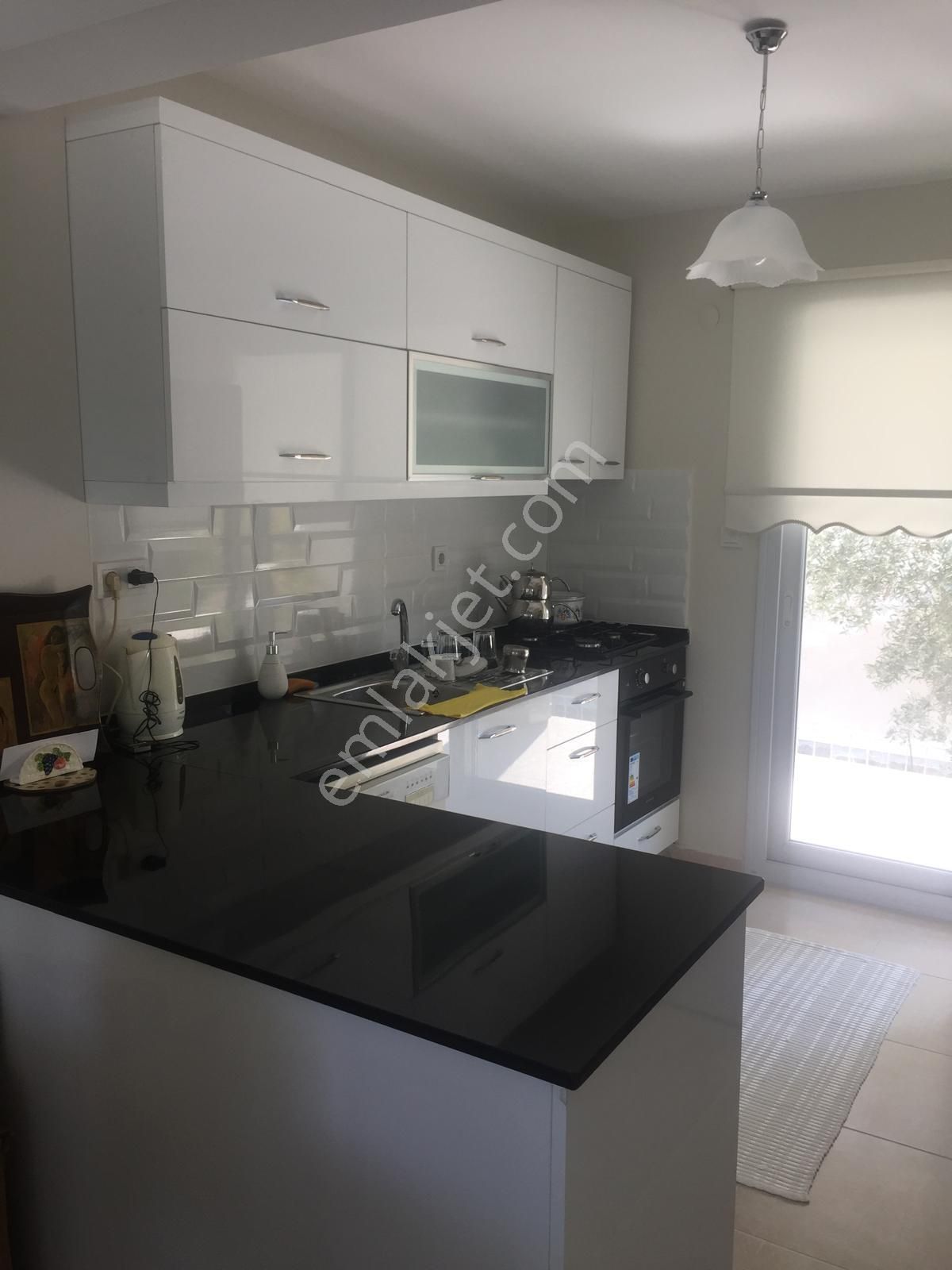 Çeşme’nin Gözde Bölgesinde, Site İçinde, Deniz Manzaralı Lüks 4+1 Villa! - Görsel 7