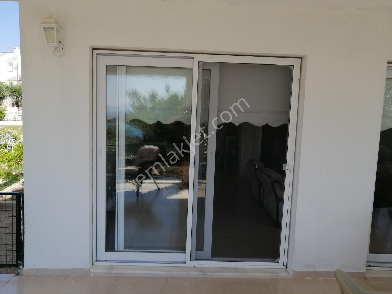 Çeşme’nin Gözde Bölgesinde, Site İçinde, Deniz Manzaralı Lüks 4+1 Villa! - Görsel 25