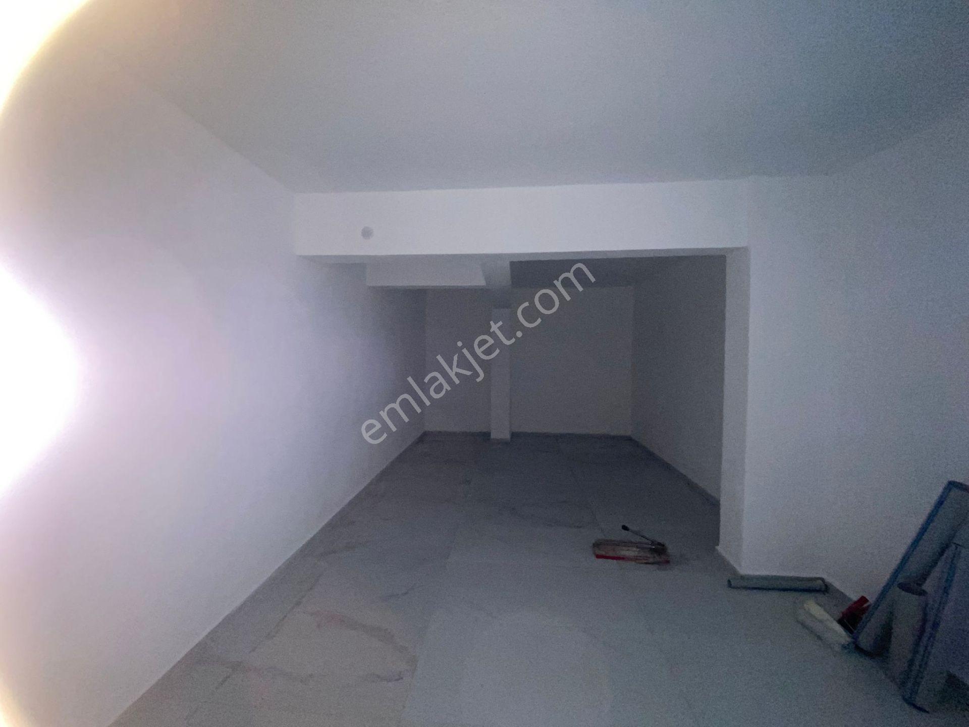 Didim Ege Caddesinde Yatırımlık Satılık Dükkan - Görsel 9