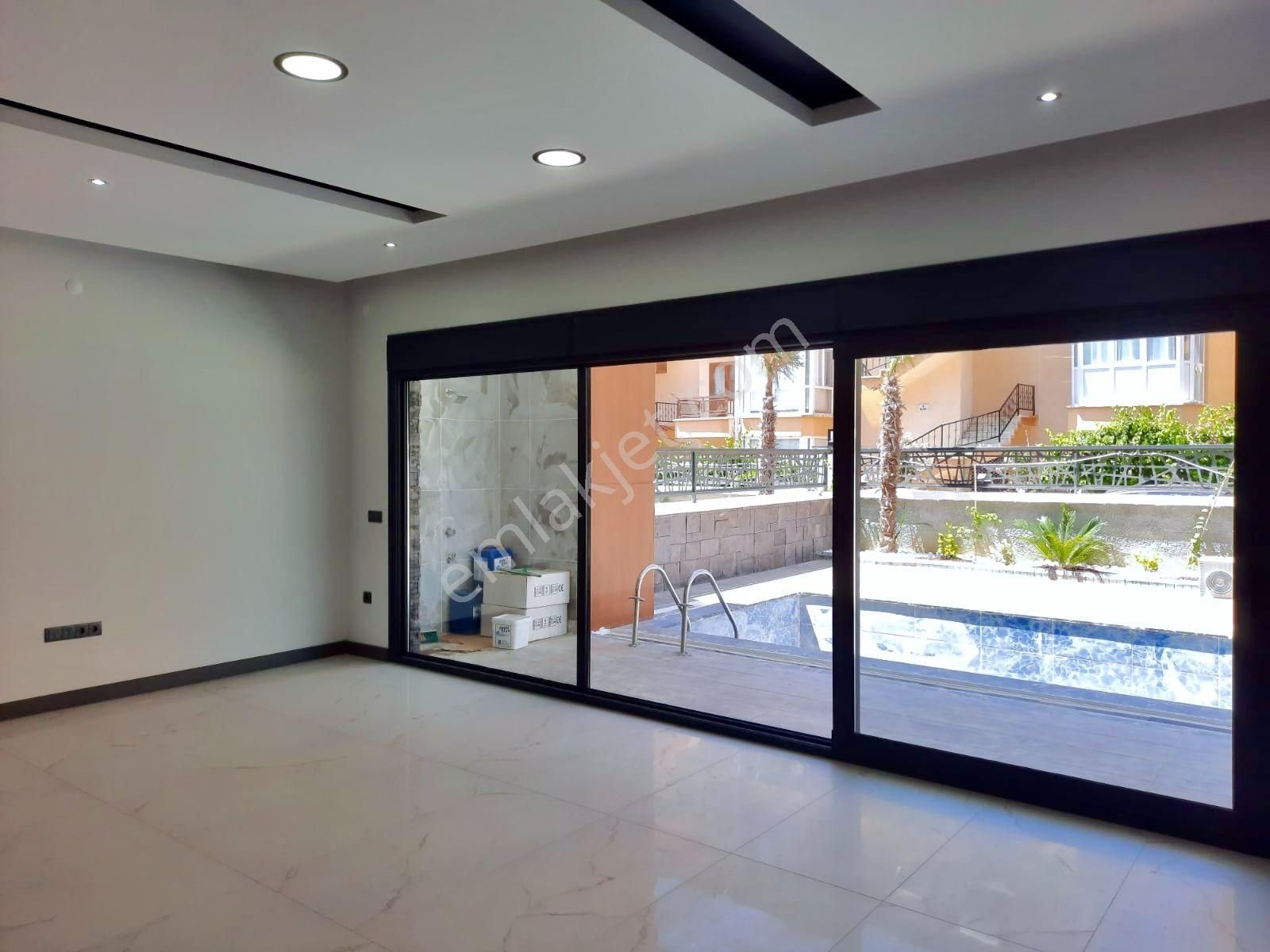 Alanya Avsallar'da Denize Yürüyüş Mesafesinde, Özel Havuzlu 4+1 Villa - Görsel 4