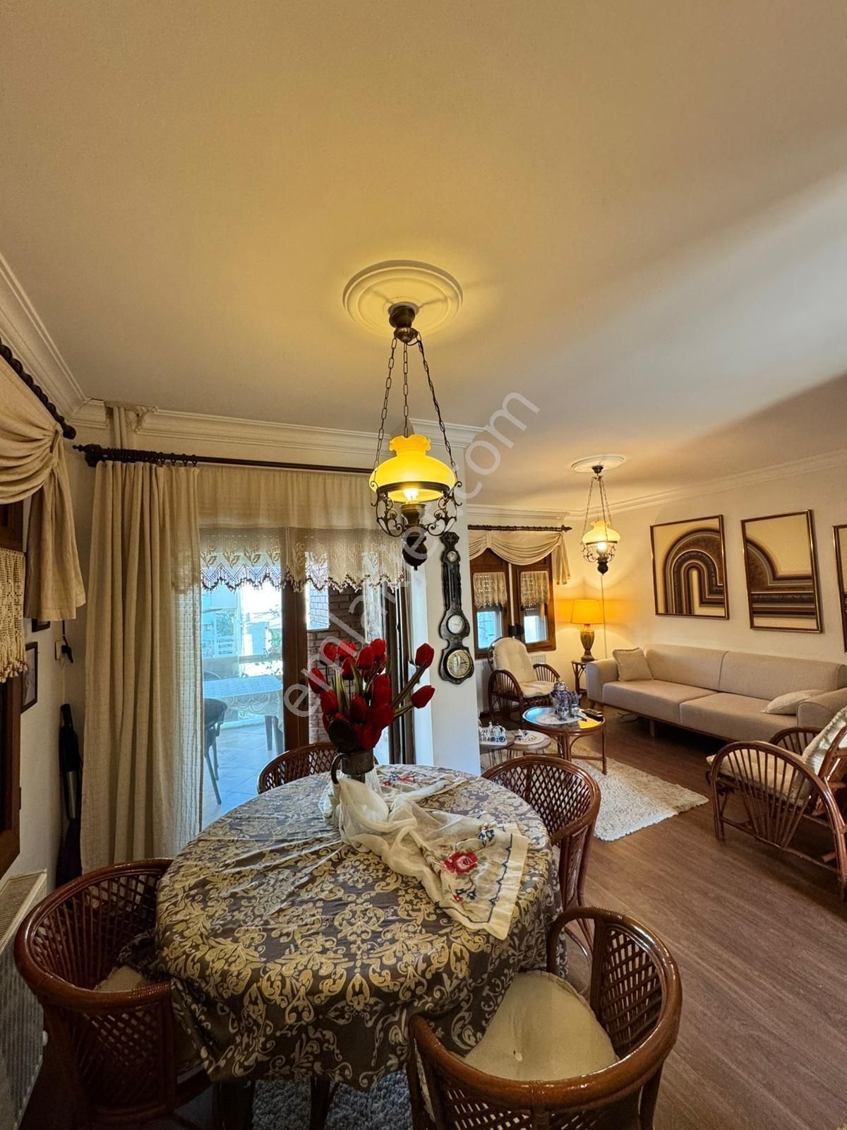 Kuşadası Kadınlar Denizinde Bahçeli Villa - Görsel 17