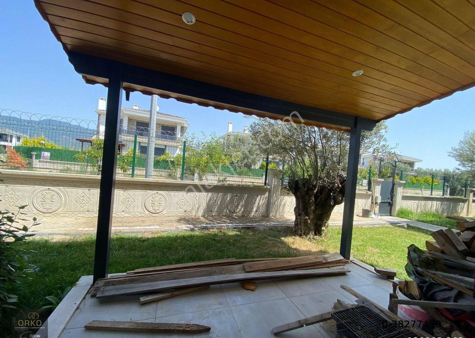 Orko Gayrimenkul'den Site İçerisinde Satılık Havuzlu 3+1 Müstakil Tripleks - Görsel 5